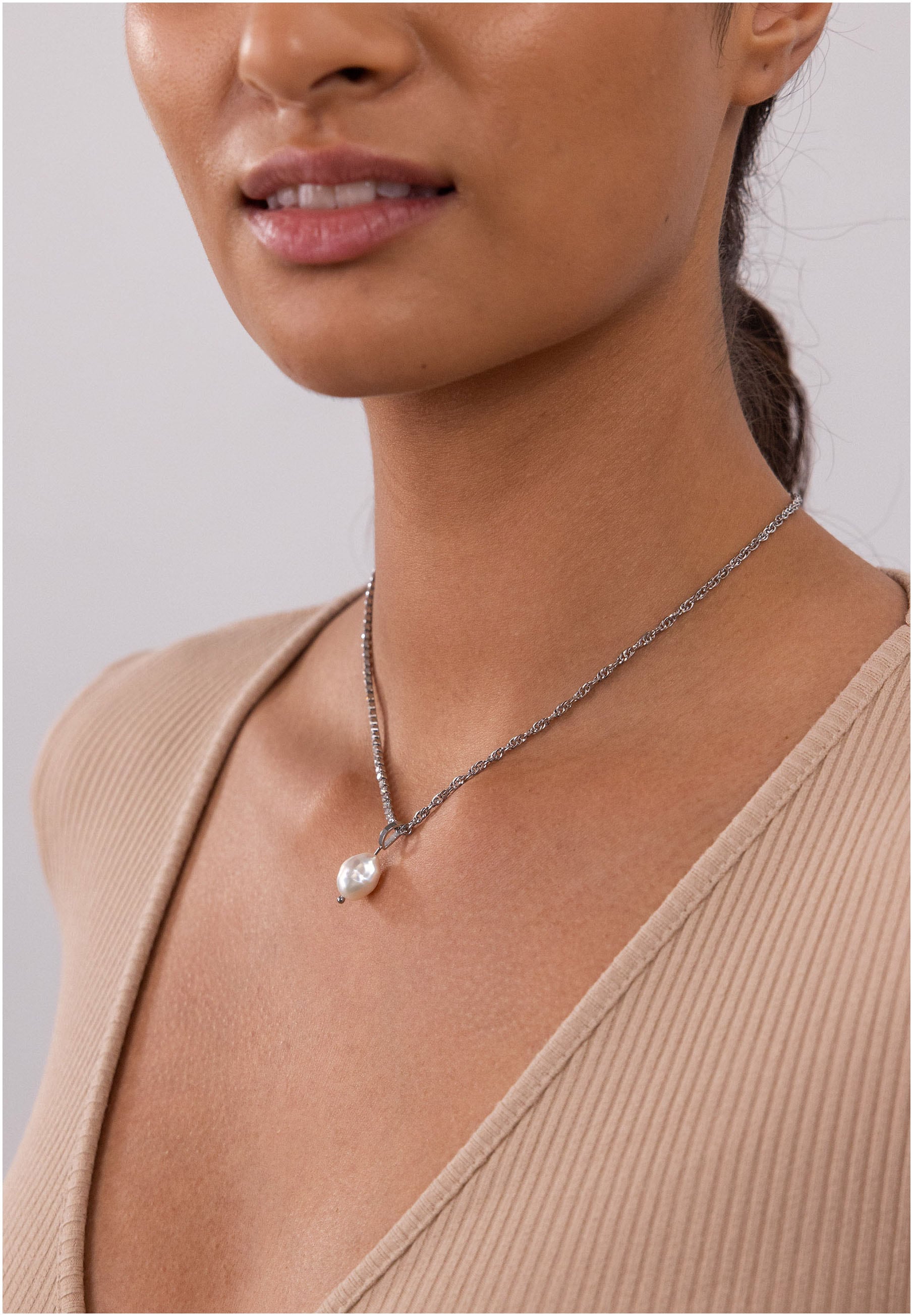 Purelei Kette mit Anhänger »Schmuck Geschenk Elua Glitzer, 2108«, mit Zirkonia (synth.) - mit Süsswasserzuchtperle