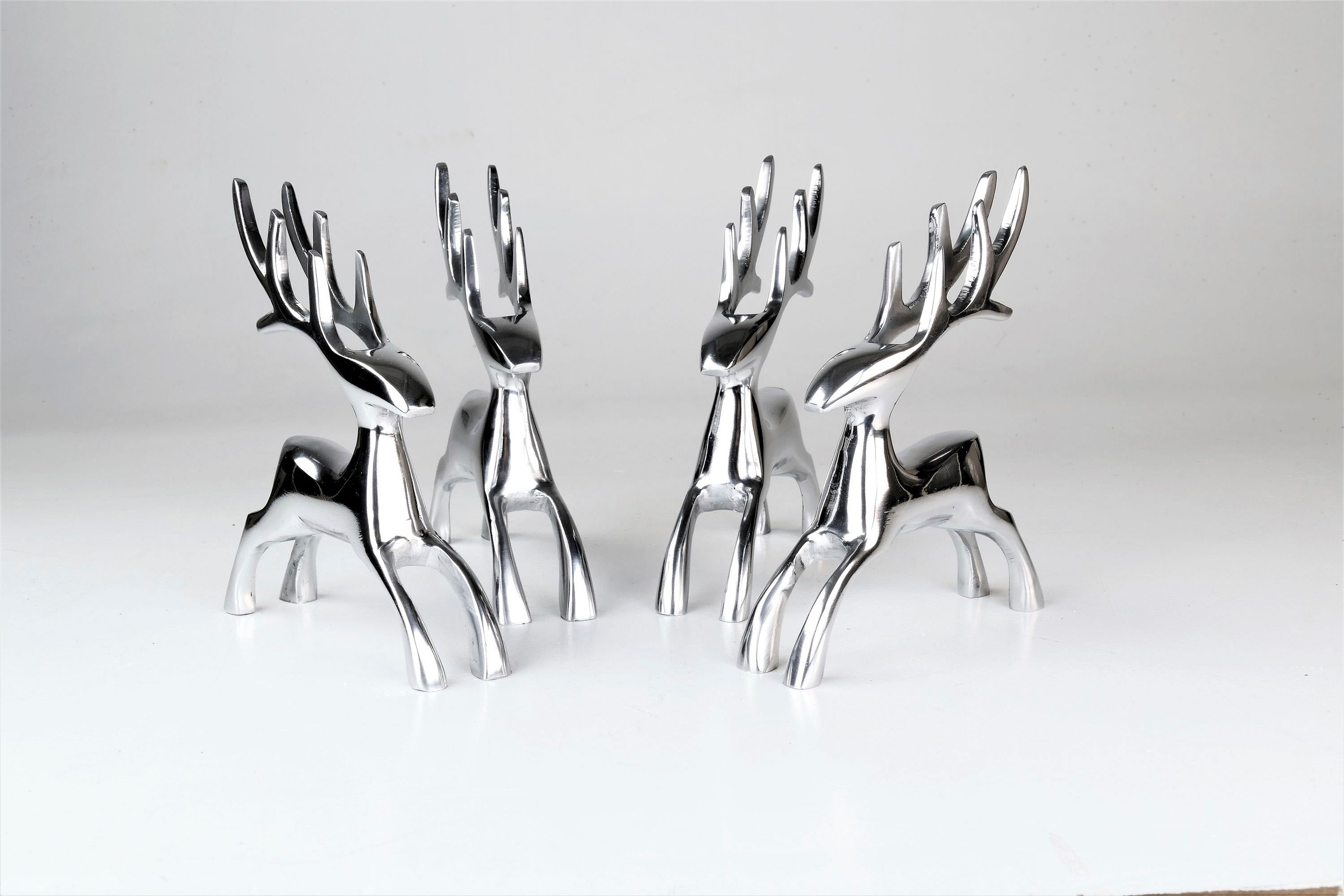 Image of Ackermann - ARTRA Dekofigur »Deko Hirsche "Dasher" aus Aluminium im 4er Set Skulpturen«, (1 St.) einkaufen bei Ackermann Versand Schweiz