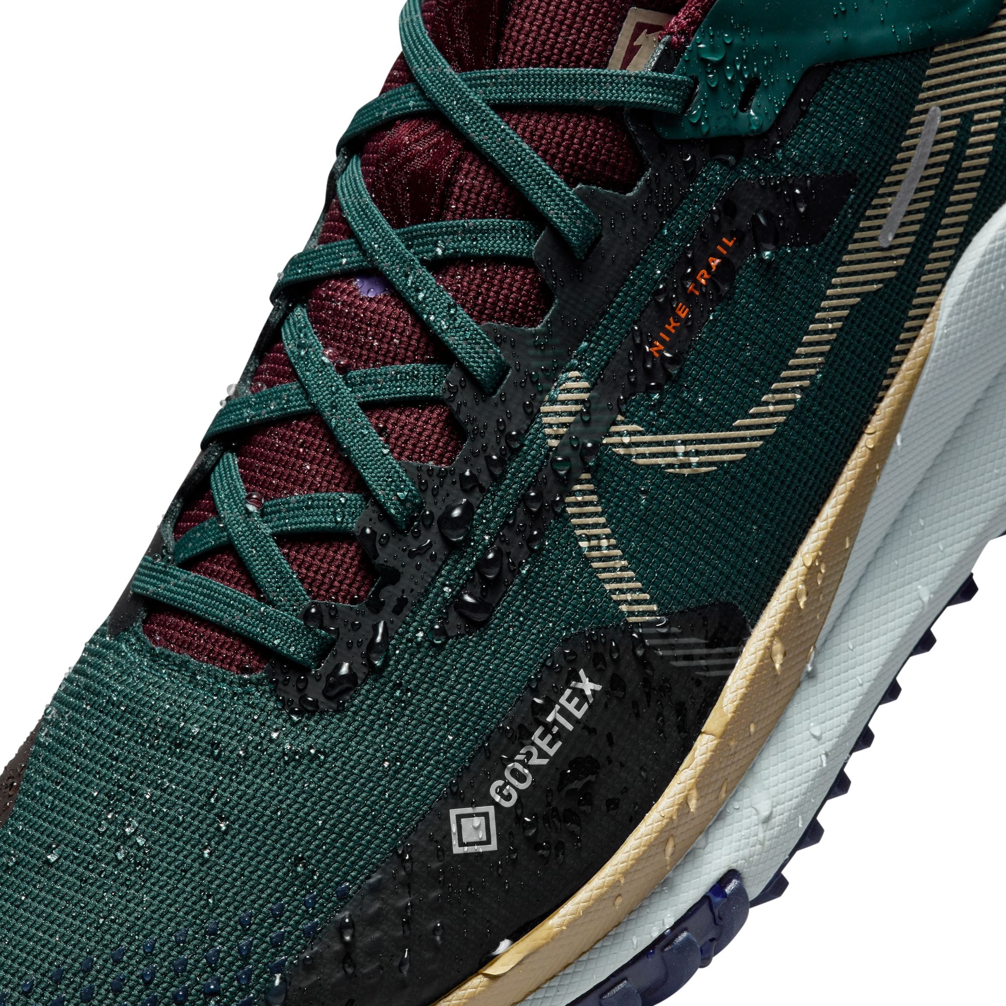 Nike Laufschuh »PEGASUS TRAIL 4 GORE-TEX WATERPROO«, wasserdicht