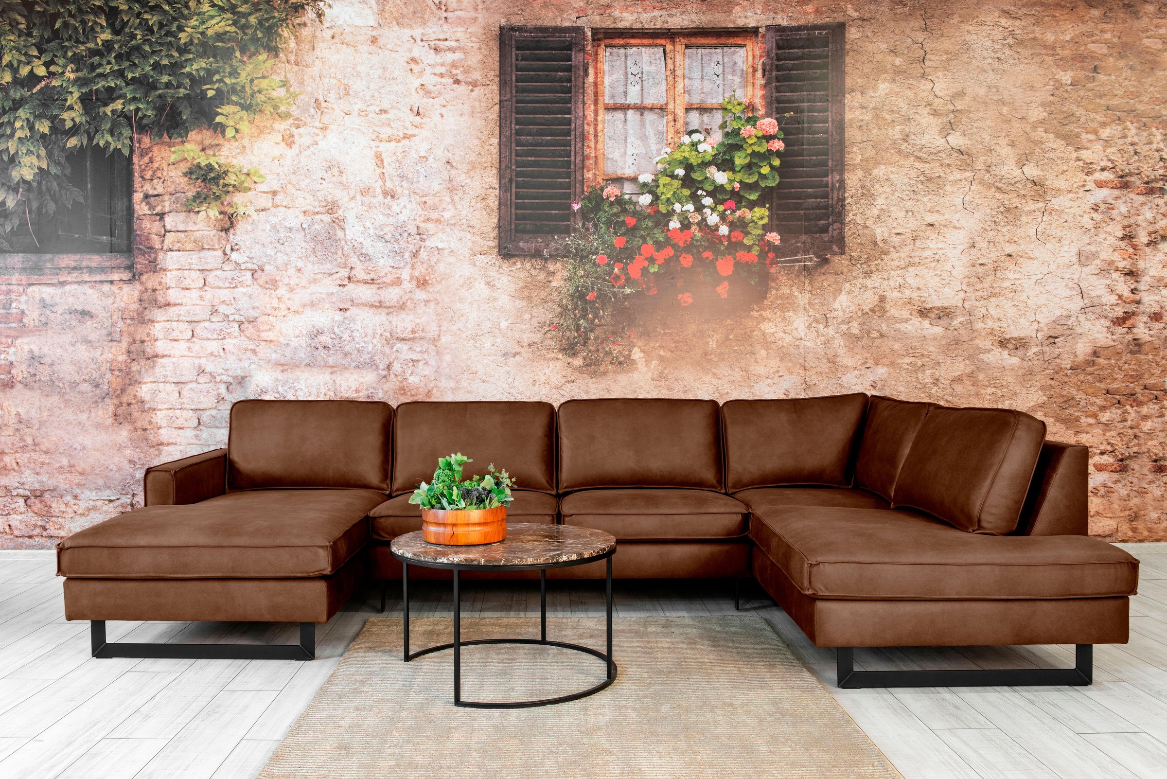 Places of Style Wohnlandschaft »Pinto, 350 cm, U-Form, XXL, mit Ottomanen«, Cord, Chenille, Lederoptik, mit Keder, Metallfüsse, Wellenunterfederung