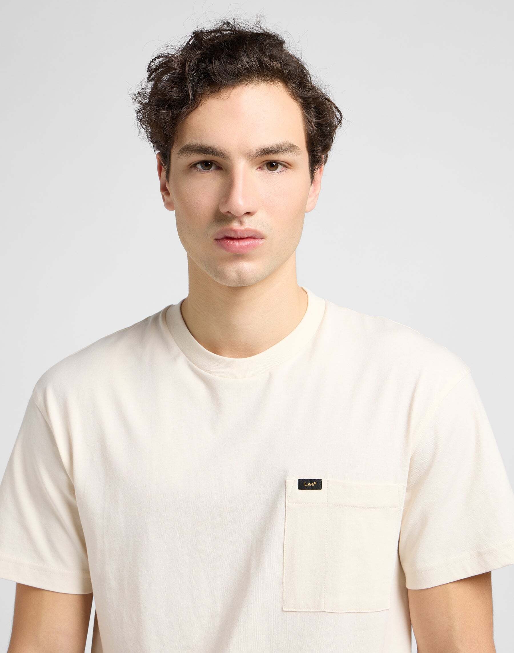 Lee® T-Shirt »LEE T-shirt Relaxed Pocket Tee«