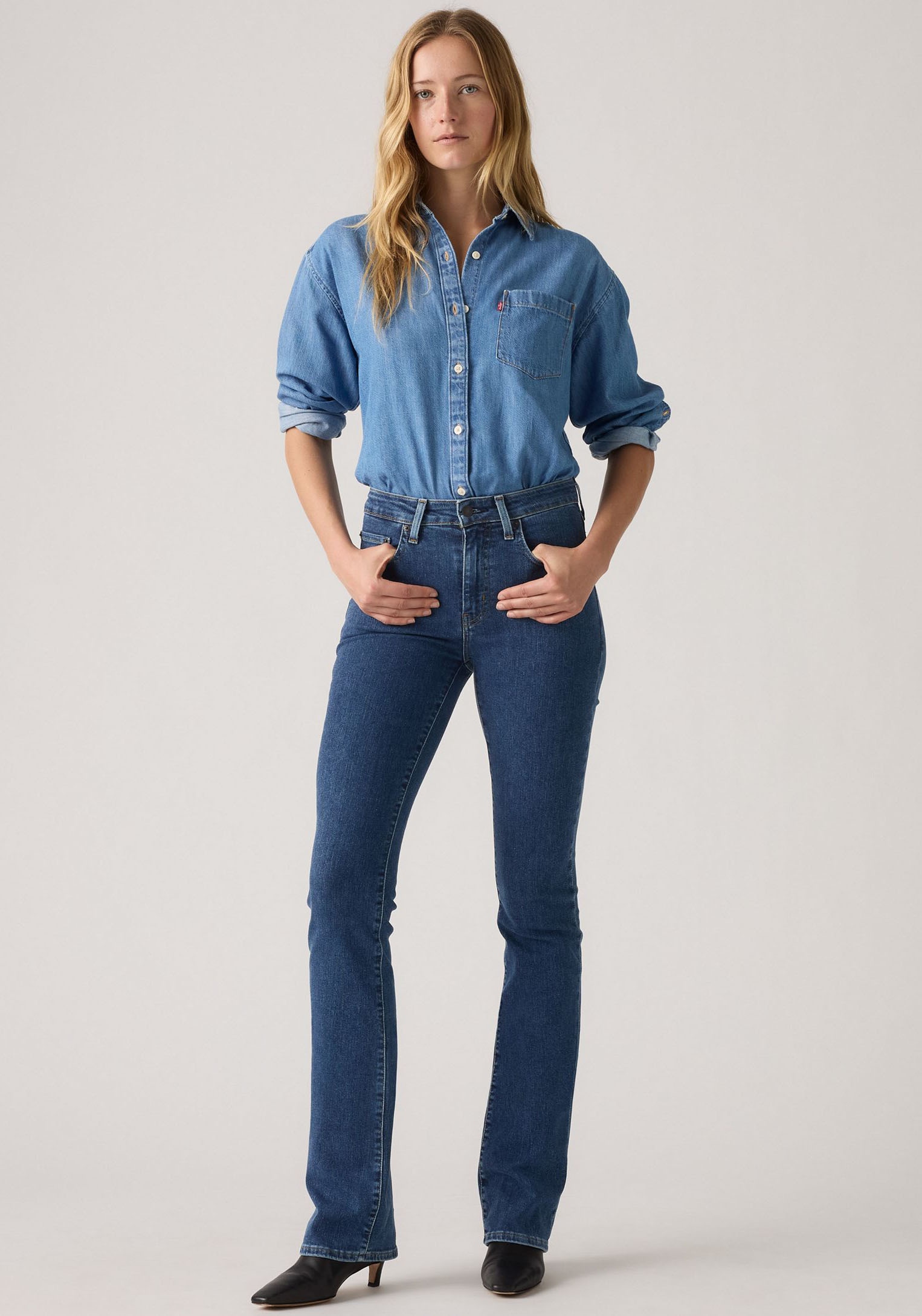 Levi's® Bootcut-Jeans »725 HIGH RISE BOOTCUT«