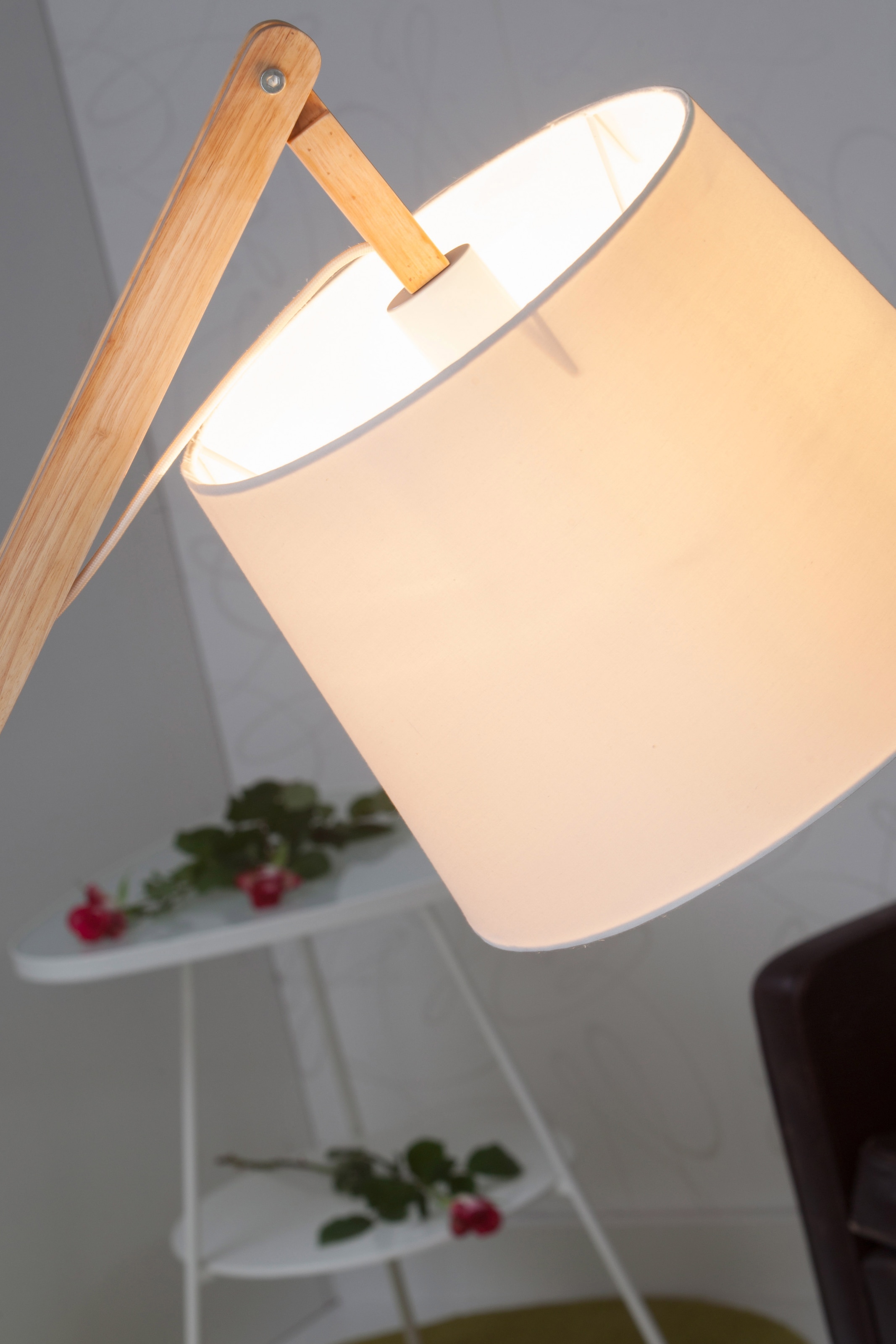 Brilliant Stehlampe »Carlyn«, 1 flammig, Leuchtmittel E27 | ohne Leuchtmittel, 163 cm Höhe, E27 max. 60 W, mit weissem Stoffschirm, Holz/Metall/Textil