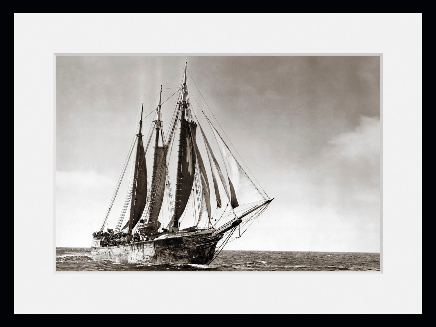 queence Bild »Jimmy«, Schiffe-historische Ereignisse-Schwarz-Weiss, (1 St.), HD Premium Poster-Druck inkl. Holzrahmen