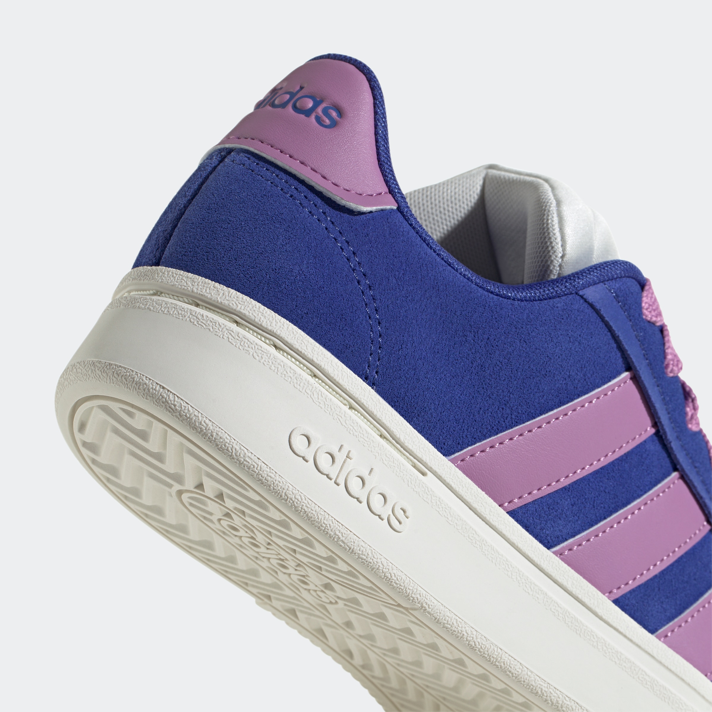 adidas Sportswear Sneaker »GRAND COURT ALPHA«, Design inspiriert vom adidas Campus 00