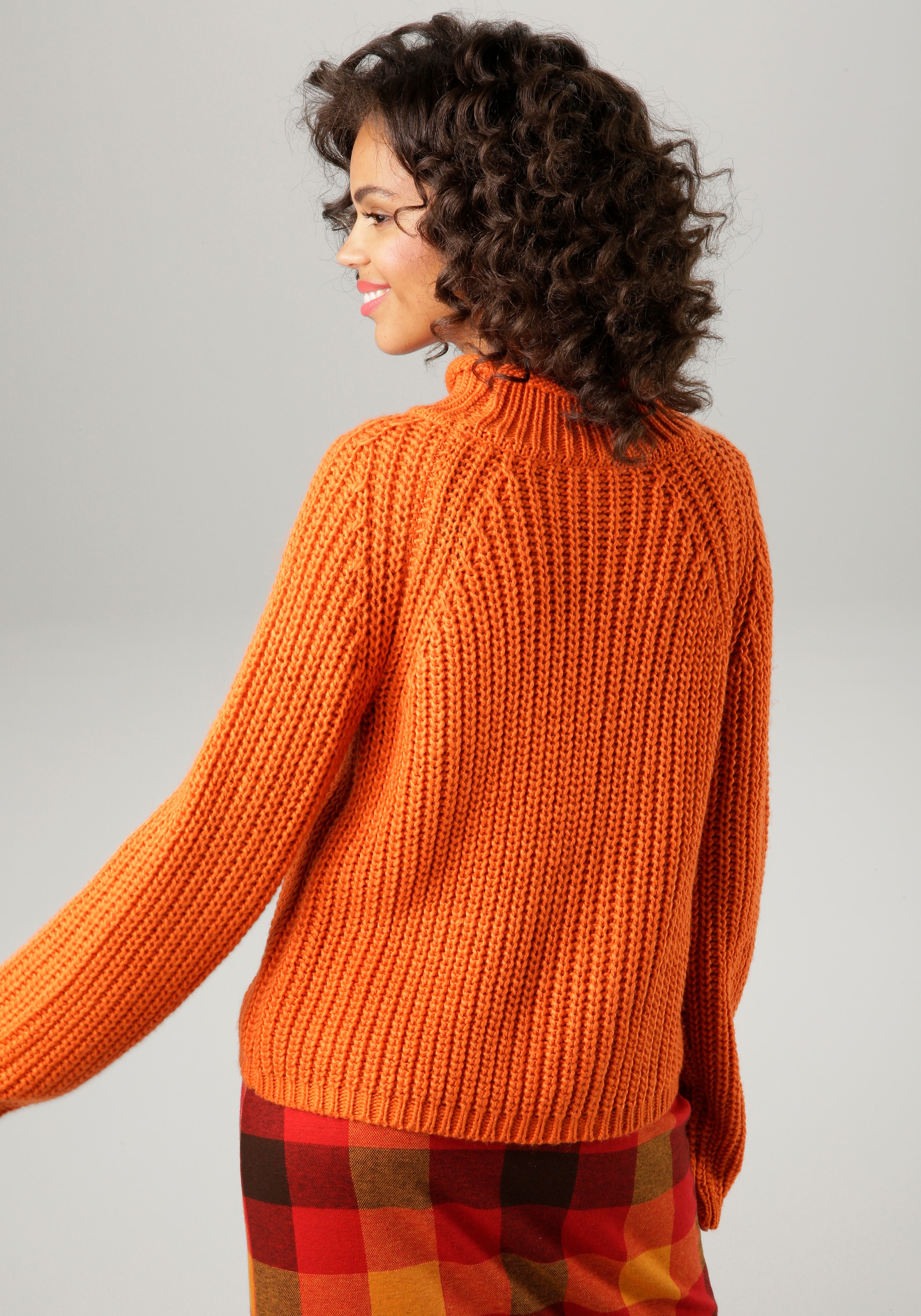 Aniston CASUAL Strickpullover, mit Rollkante am Stehkragen