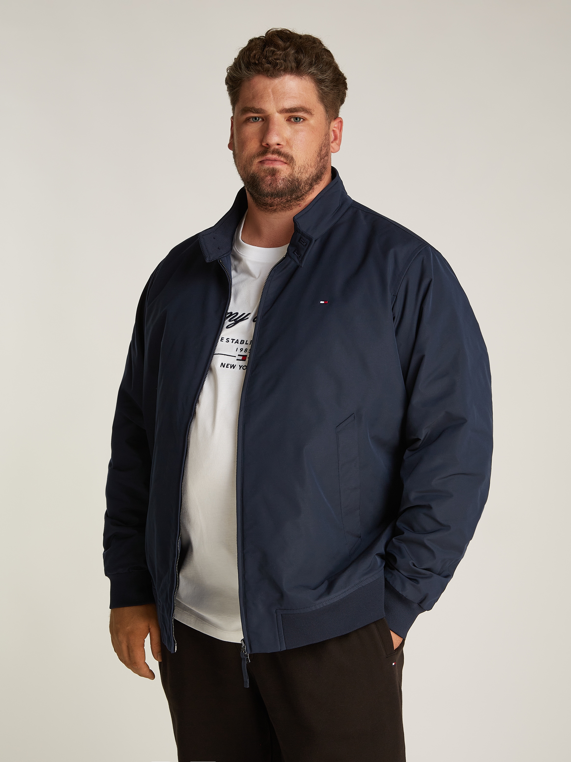 TOMMY HILFIGER Big & Tall Allwetterjacke »BT-HARRINGTON JACKET-B«, in Grossen Grössen, Logostickerei