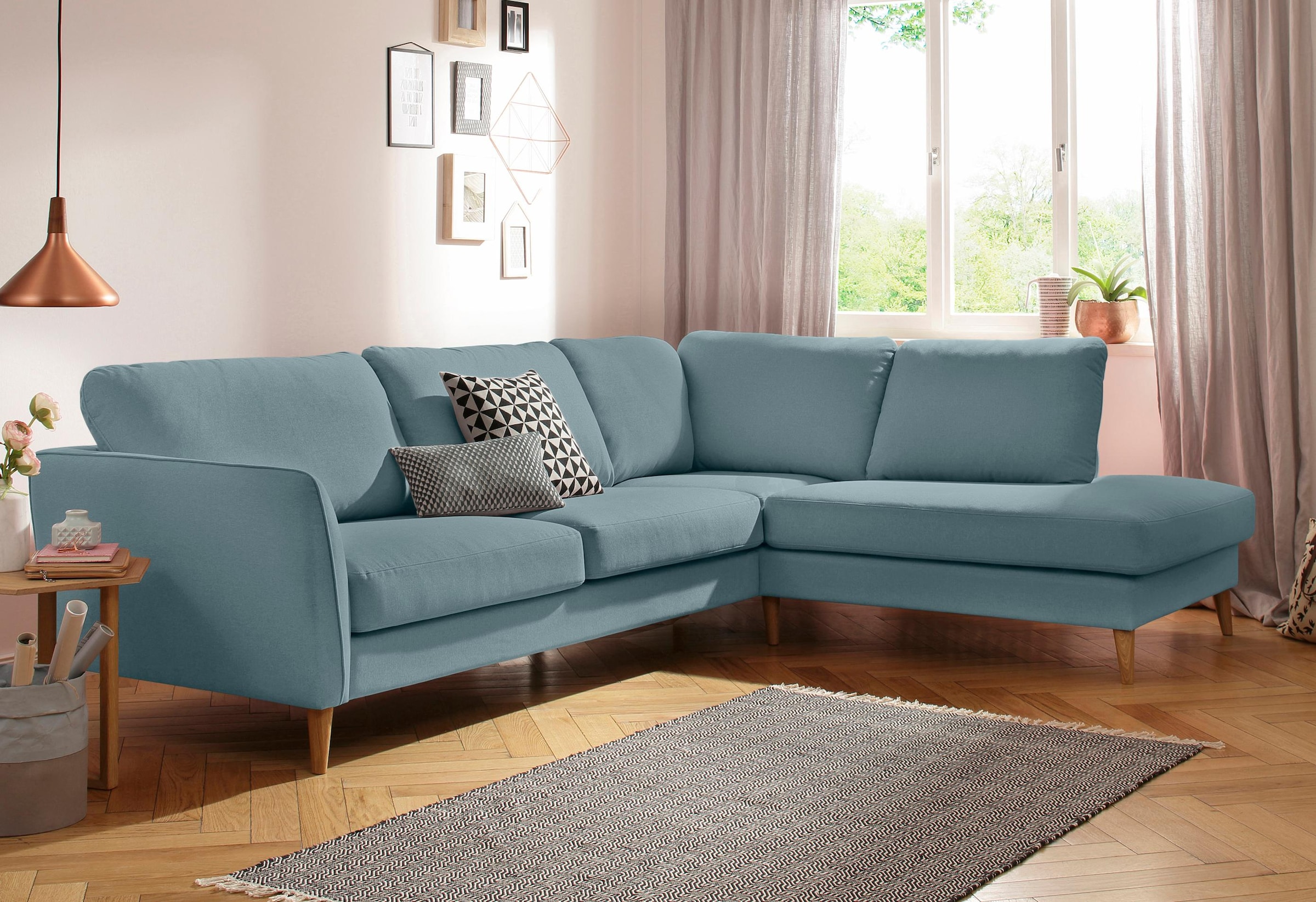 Home affaire Ecksofa »MARSEILLE 278/202 cm, L-Form, Ottom. rechts/links, verschiedene Bezüge«, Massivholzbeine Eiche, Landhausstil, Wellenunterfederung