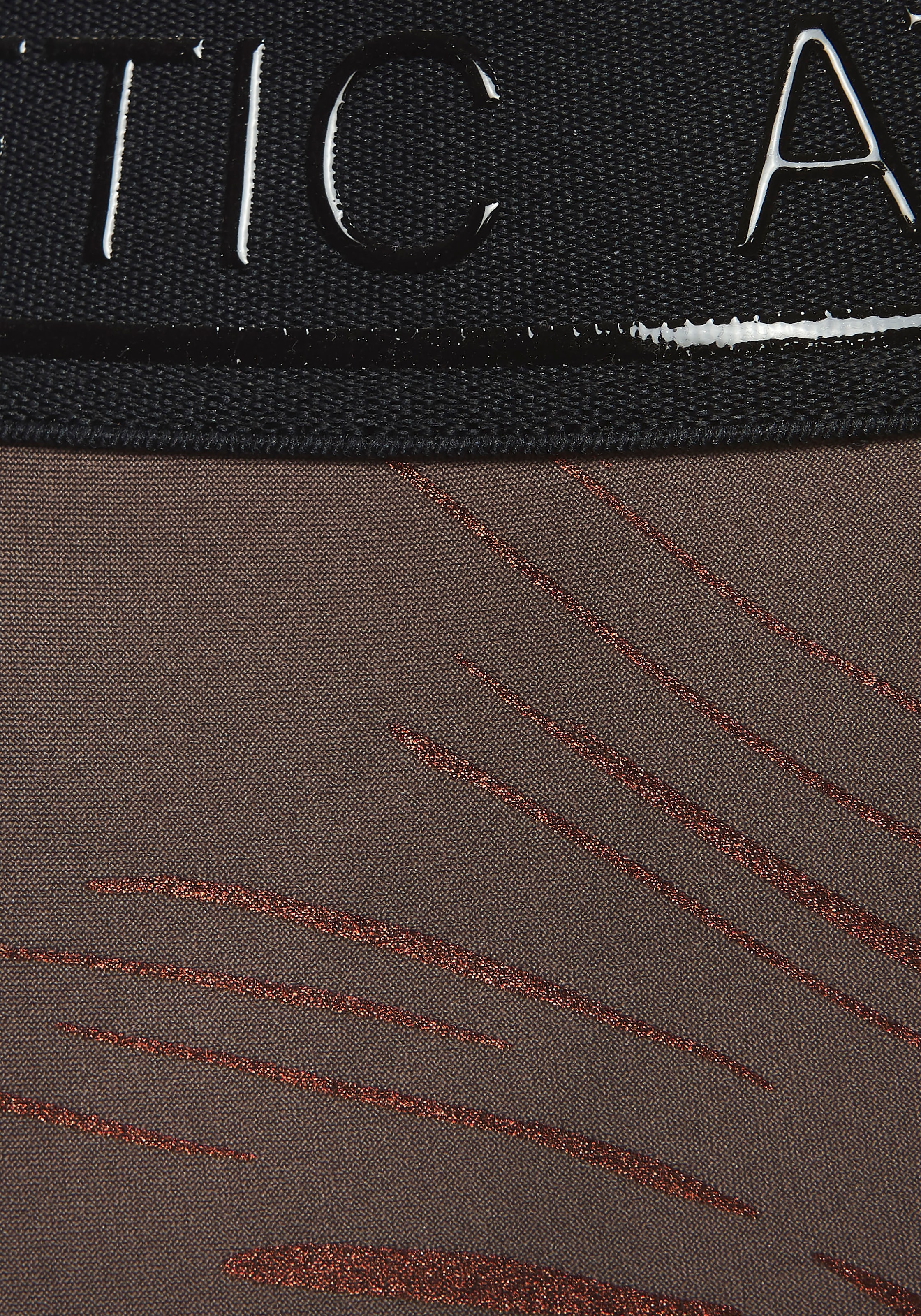 LASCANA ACTIVE Funktionsshorts, mit glänzendem 3D Schriftzug auf dem Bund