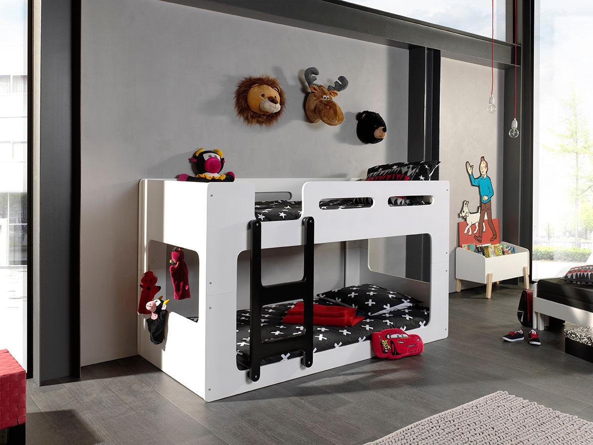 Vipack Hochbett »Luca, Liegefläche oben 90/200, moderne zeitlose Optik«, (B/H/T ca. 209x121x101cm, MDF weiss lackiert, Leiter schwarz), inkl. Bodenplatten für die Matratzen mit Abstand für Belüftung
