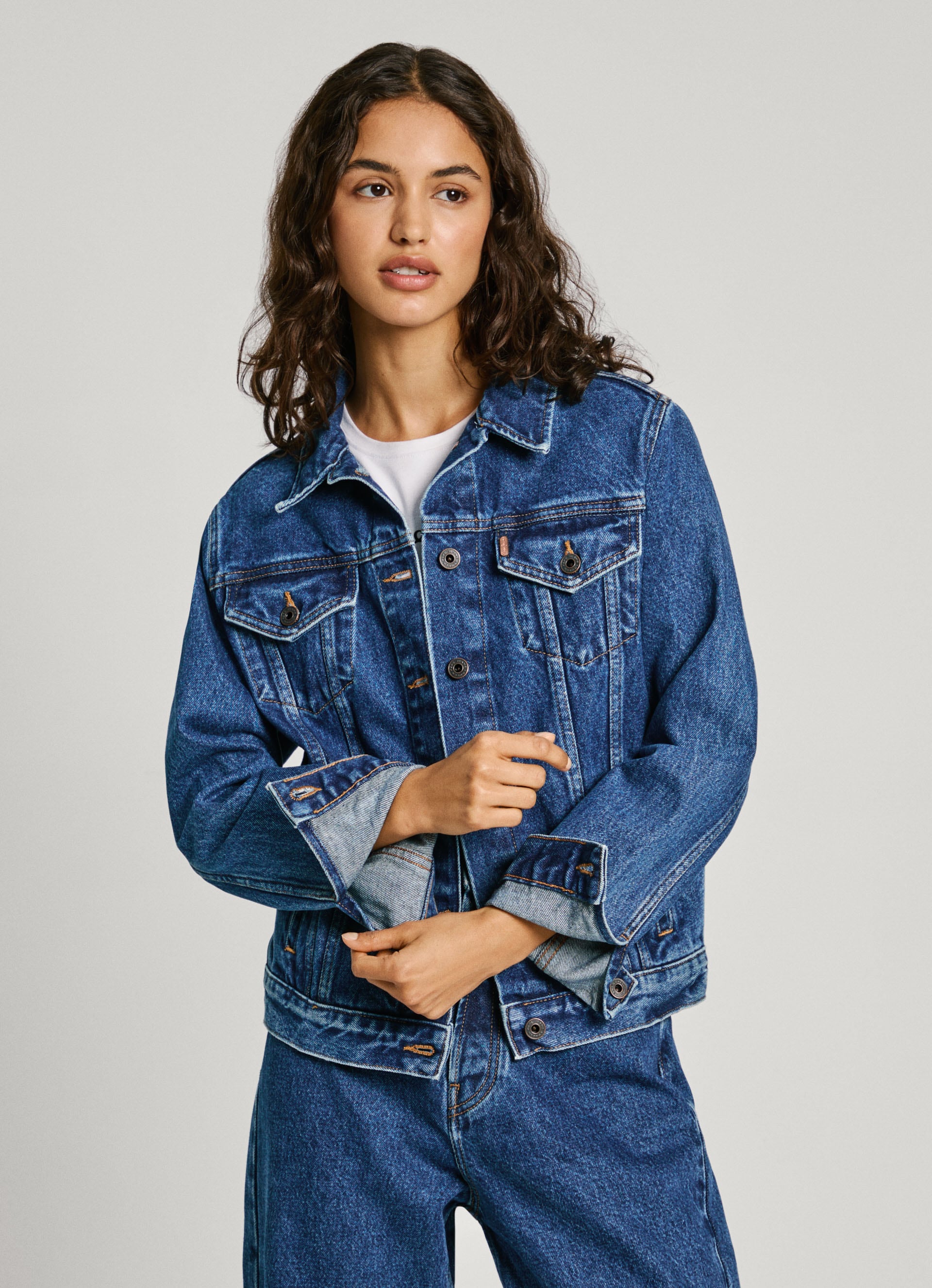 Jeansjacke »REGULAR JACKET«, in authentischer Denim-Qualität