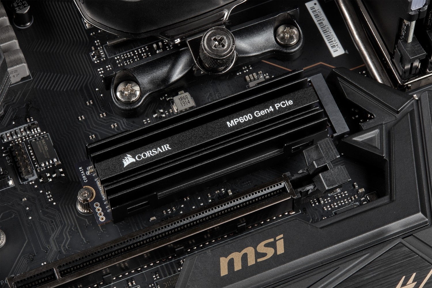 Corsair interne SSD »Force Series MP600 1TB NVMe PCIe Gen4 x4M.2 SSD«, Anschluss M.2 PCIe 4.0, M.2-Kühlkörper
