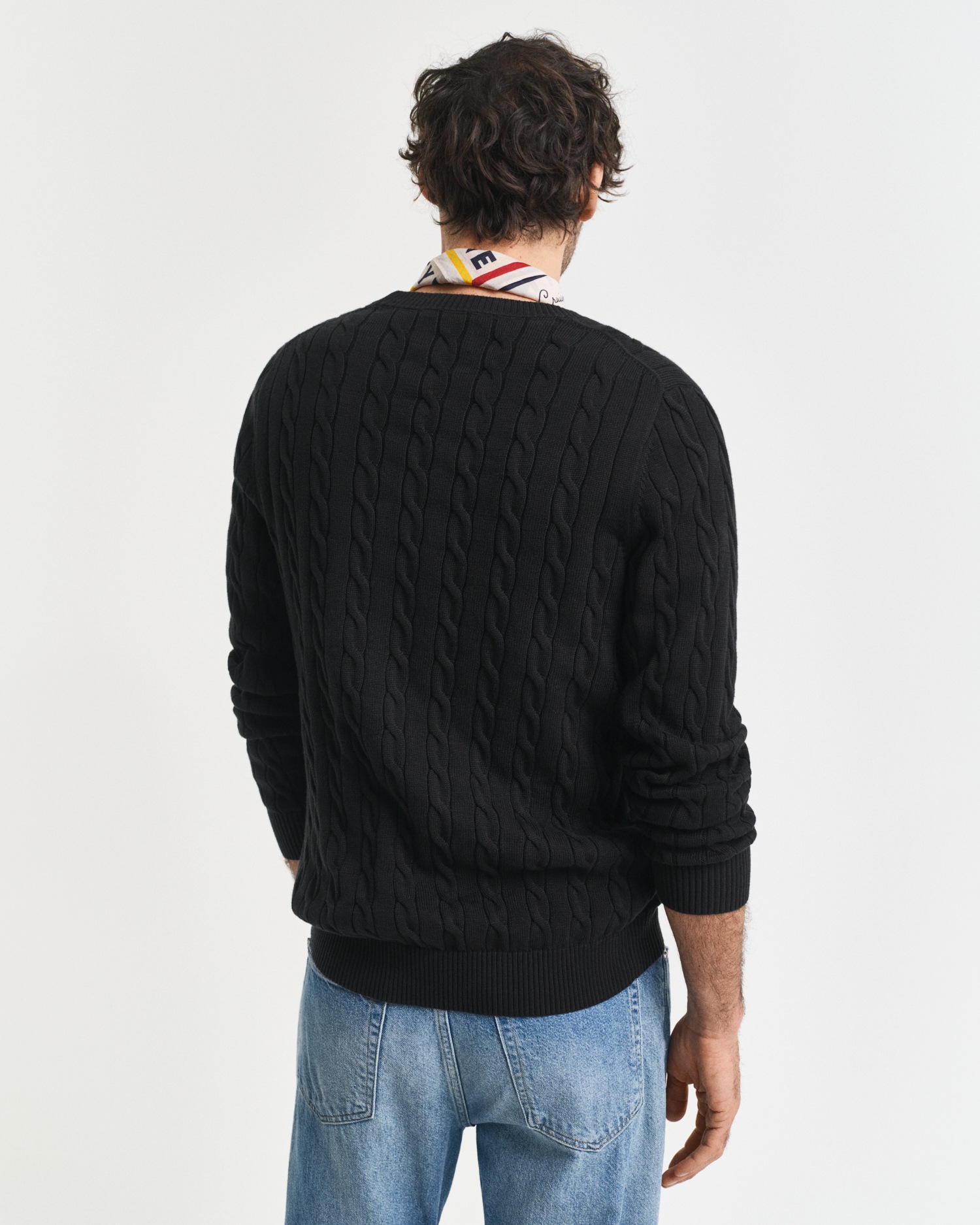 Gant Strickpullover »COTTON CABLE C-NECK«, mit Wappen-Logostickerei auf der Brust