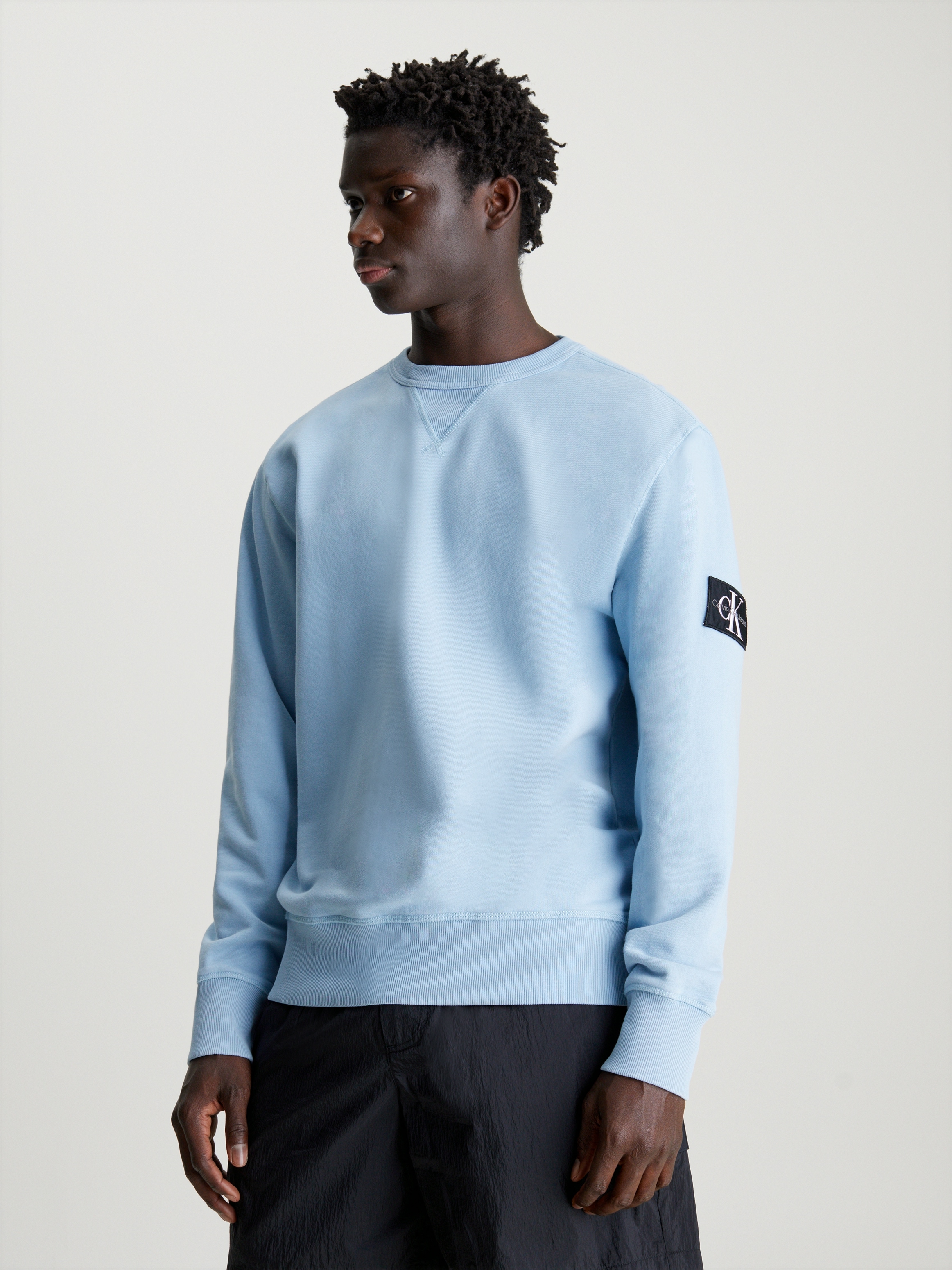 Calvin Klein Jeans Sweatshirt »WASHED BADGE CREW NECK«, mit Logopatch