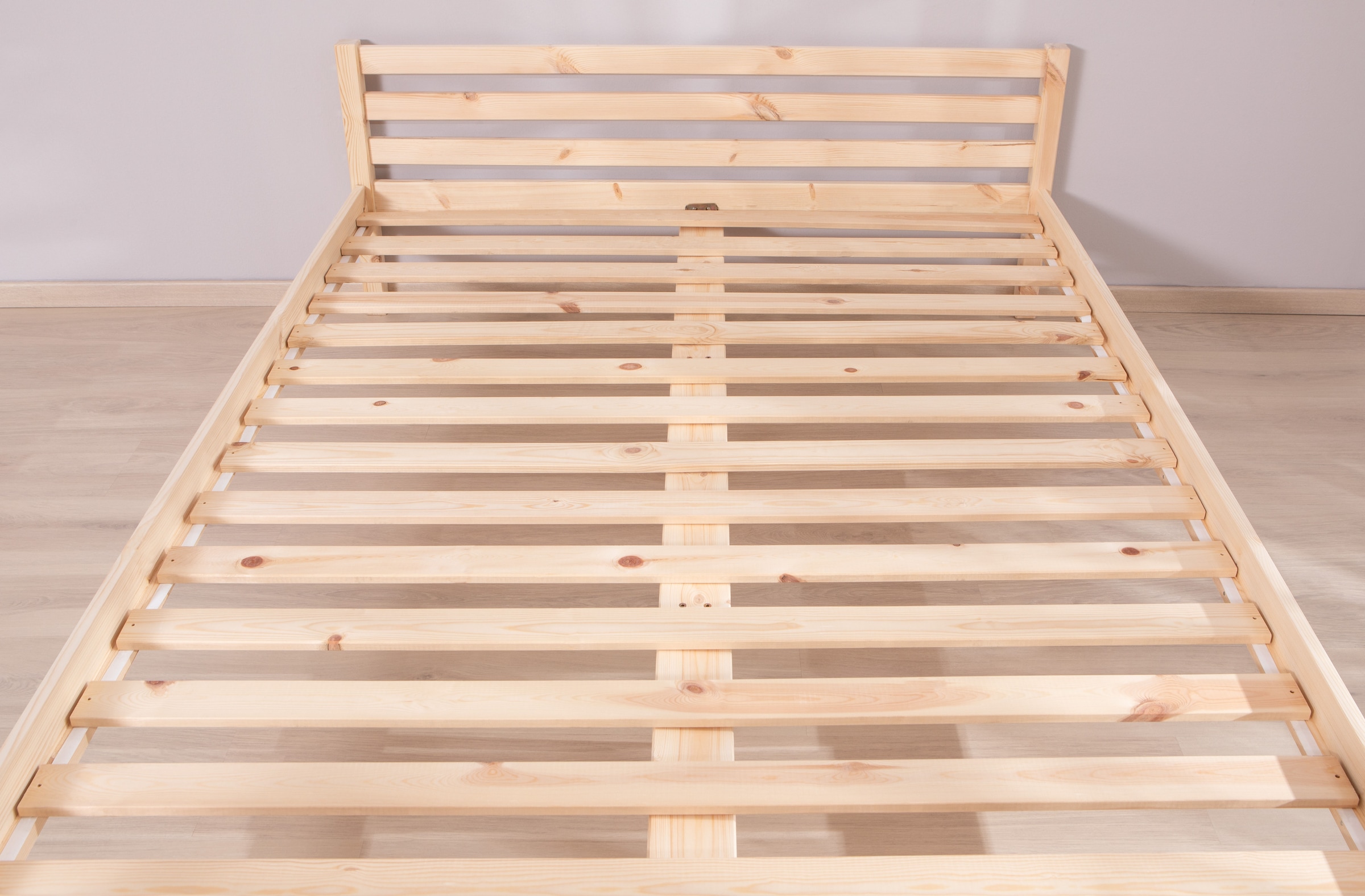 Ticaa Jugendbett, Futonbett in diversen Breiten, Kiefer, mit Rollrost