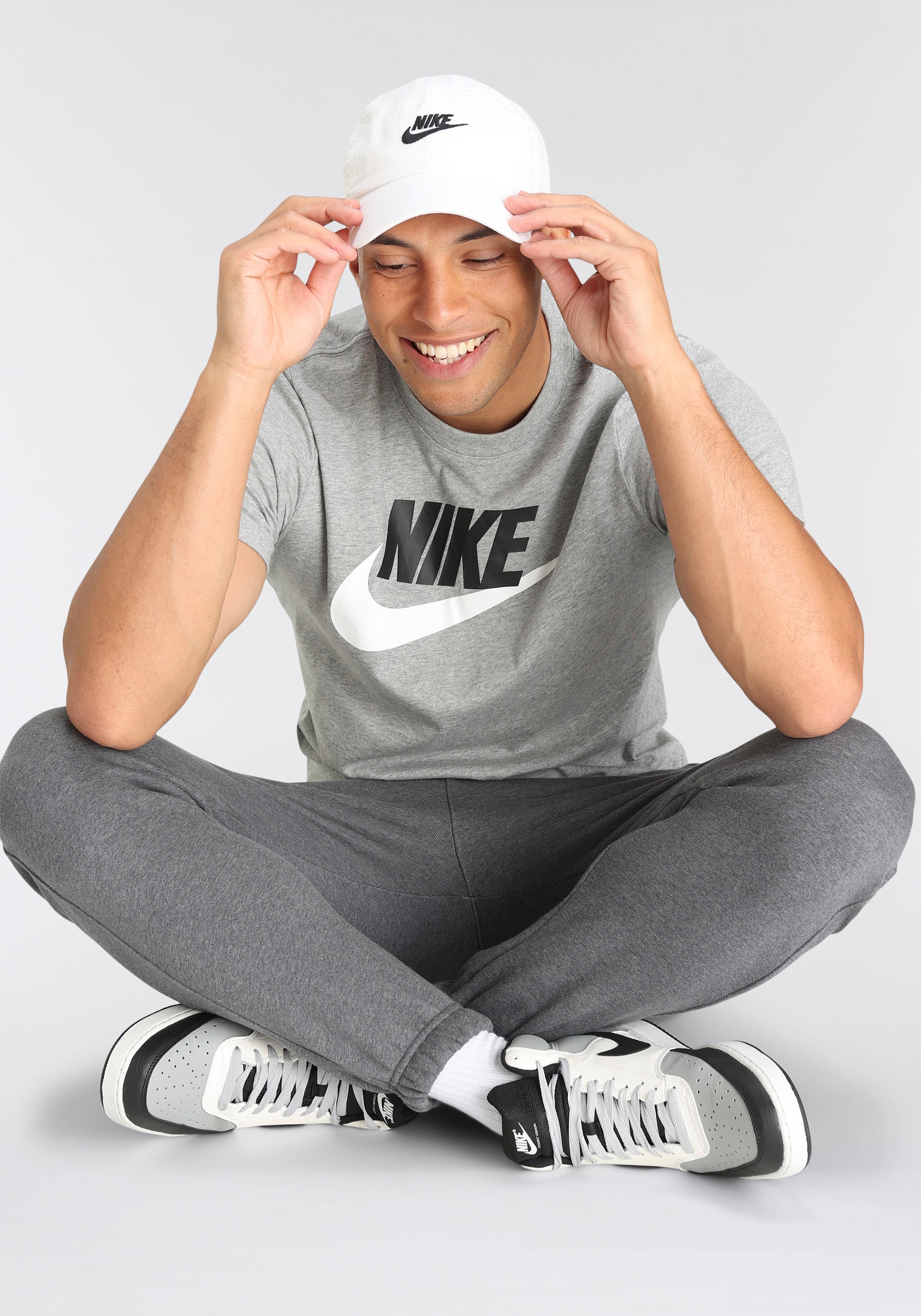Nike Sportswear T-Shirt »MEN\'S | Jelmoli-Versand shoppen online T-SHIRT«