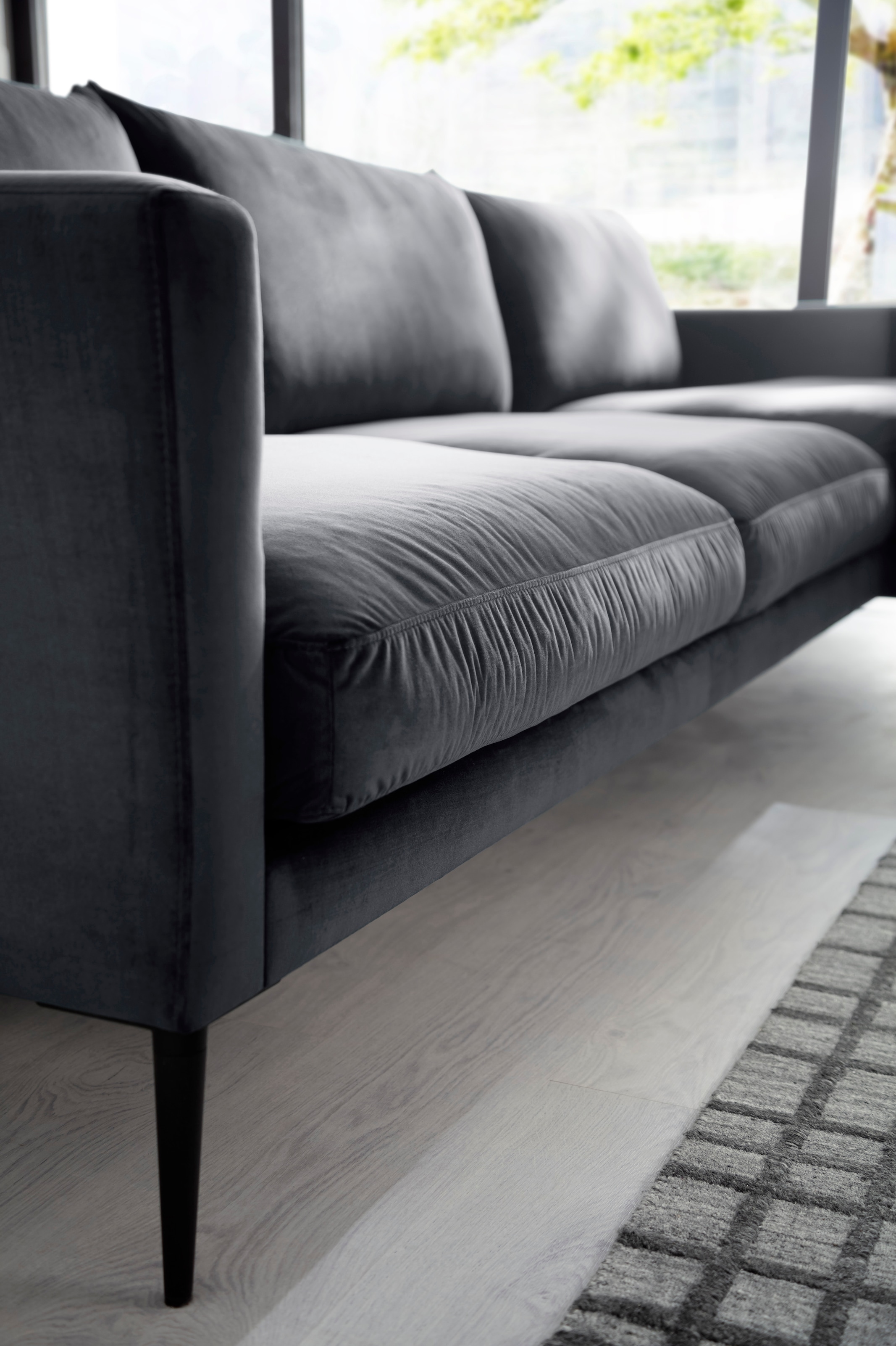 Trends by HG Polsterecke »Svea L-Form«, Recamiere rechts oder links, mit Metallfuss, frei im Raum stellbar