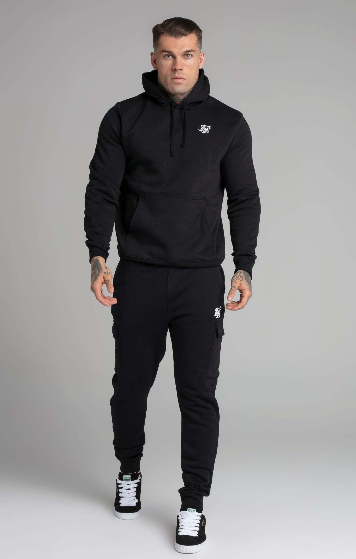 Siksilk Kapuzenpullover »Siksilk Kapuzenpullover Black Essential Overhead Hoodie«