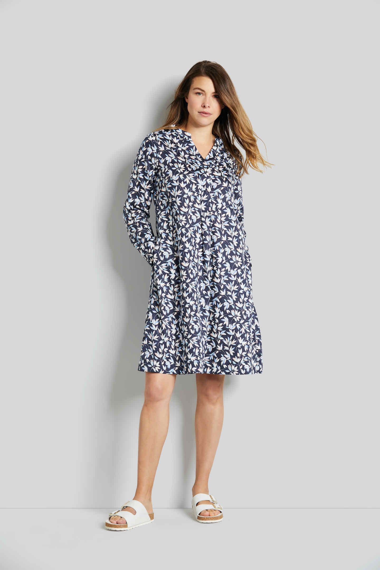 bugatti Blusenkleid, mit floralem Muster online Jelmoli-Versand bei kaufen Schweiz