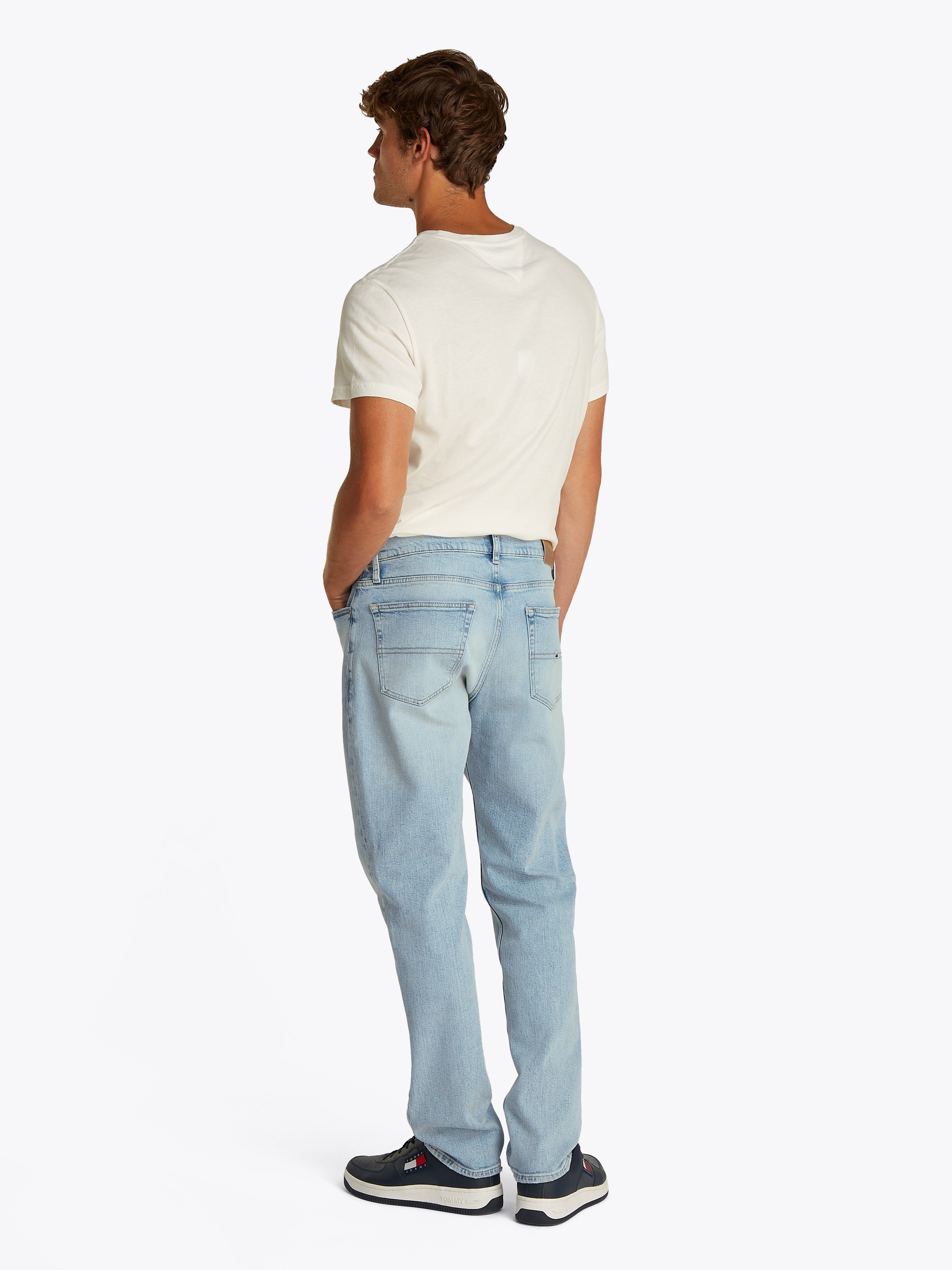 Tommy Jeans Slim-fit-Jeans »Ryan Regular Slim Straight«, Slim‑Straight‑Jeans aus hochwertigem Denim regulärer Leibhöhe