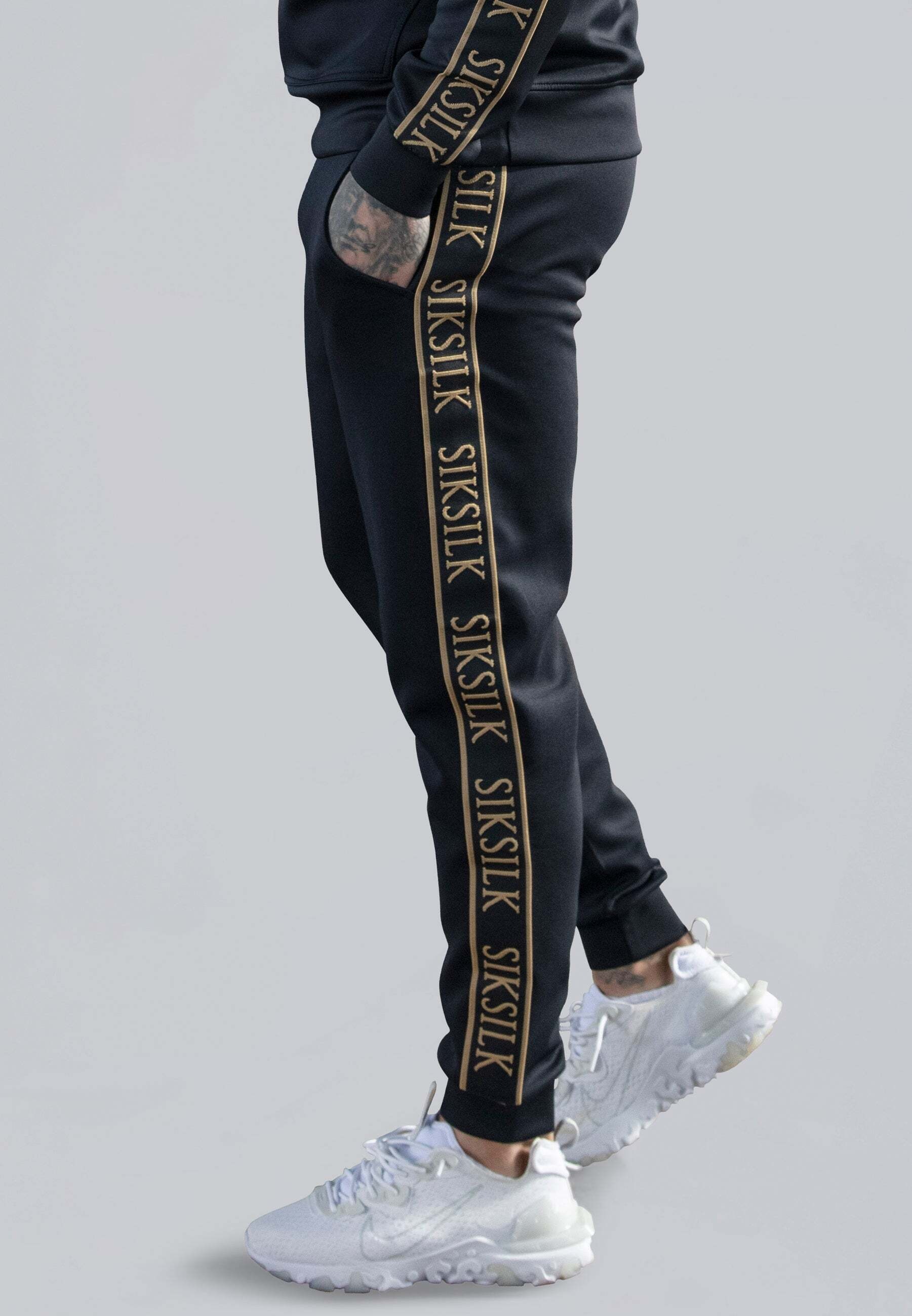 Siksilk Sweatpants »Siksilk Jogginghose Muscle Fit Joggers«