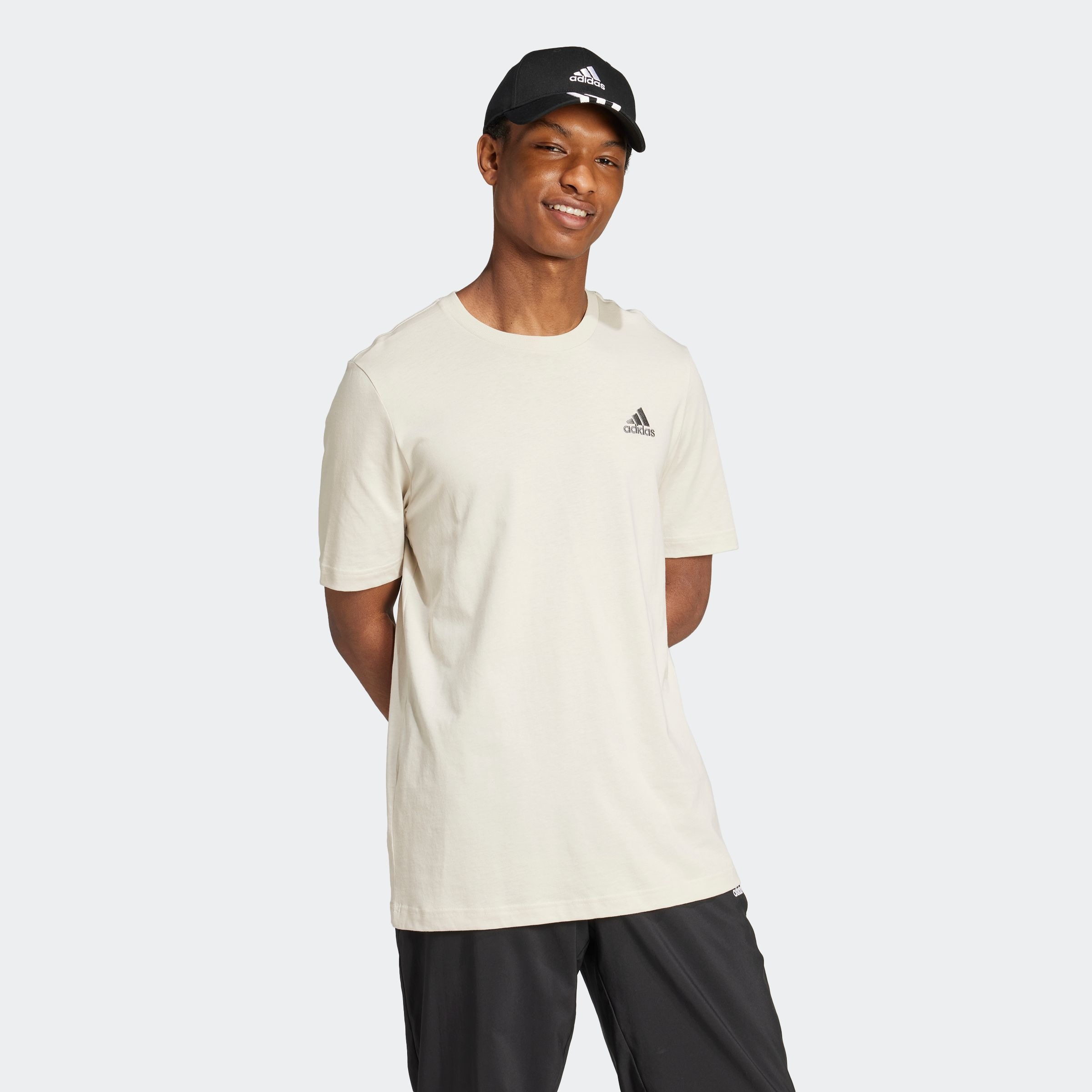 adidas Sportswear T-Shirt »M SL SJ T« sportlicher Stil, Kurzarm, mit Rundhalsausschnitt