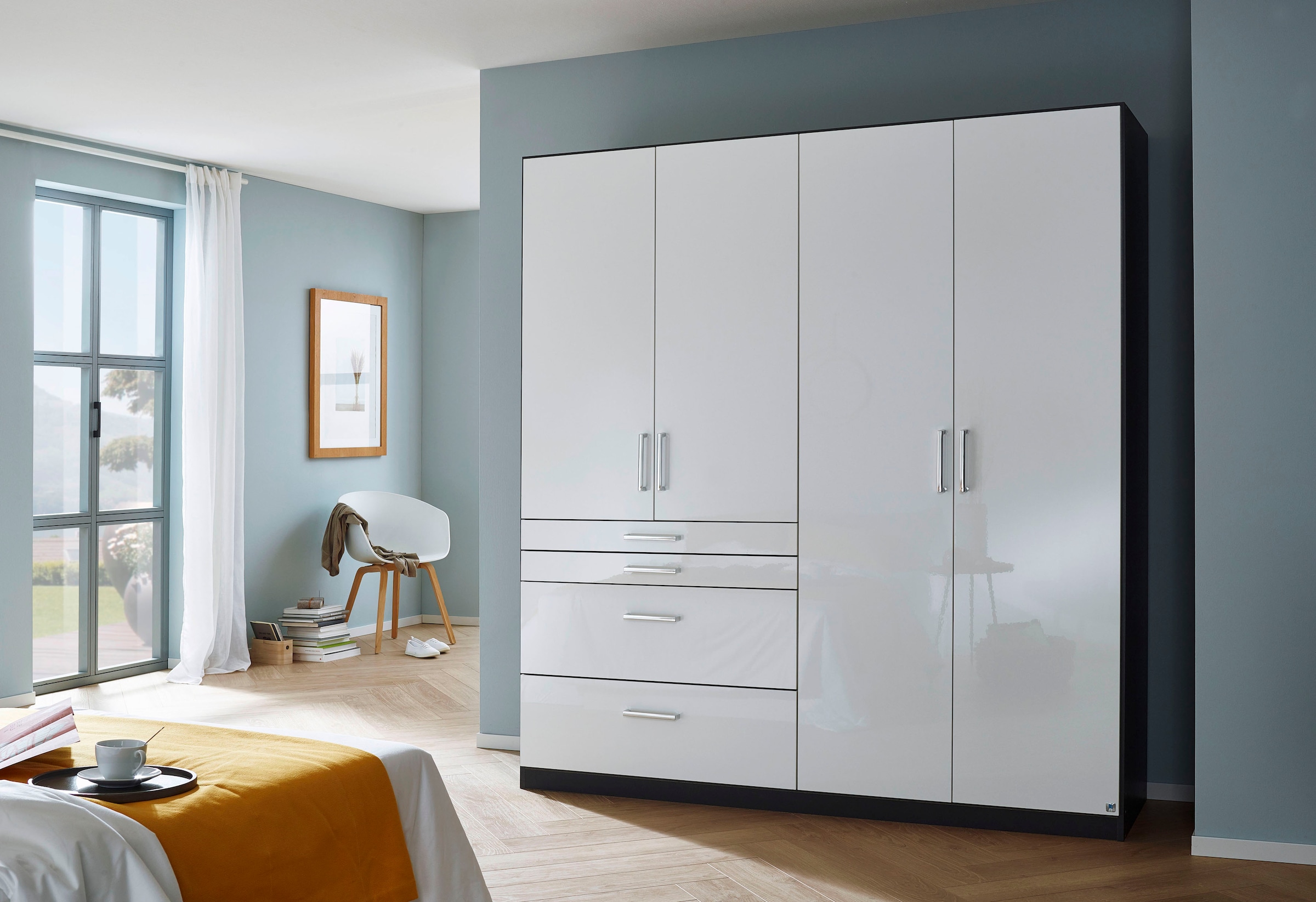 rauch Drehtürenschrank »Kleiderschrank Schrank Garderobe Garderobenschrank Topseller HOMBURG«, mit viel Stauraum, oberer Schubkasten mit Einteilung MADE IN GERMANY