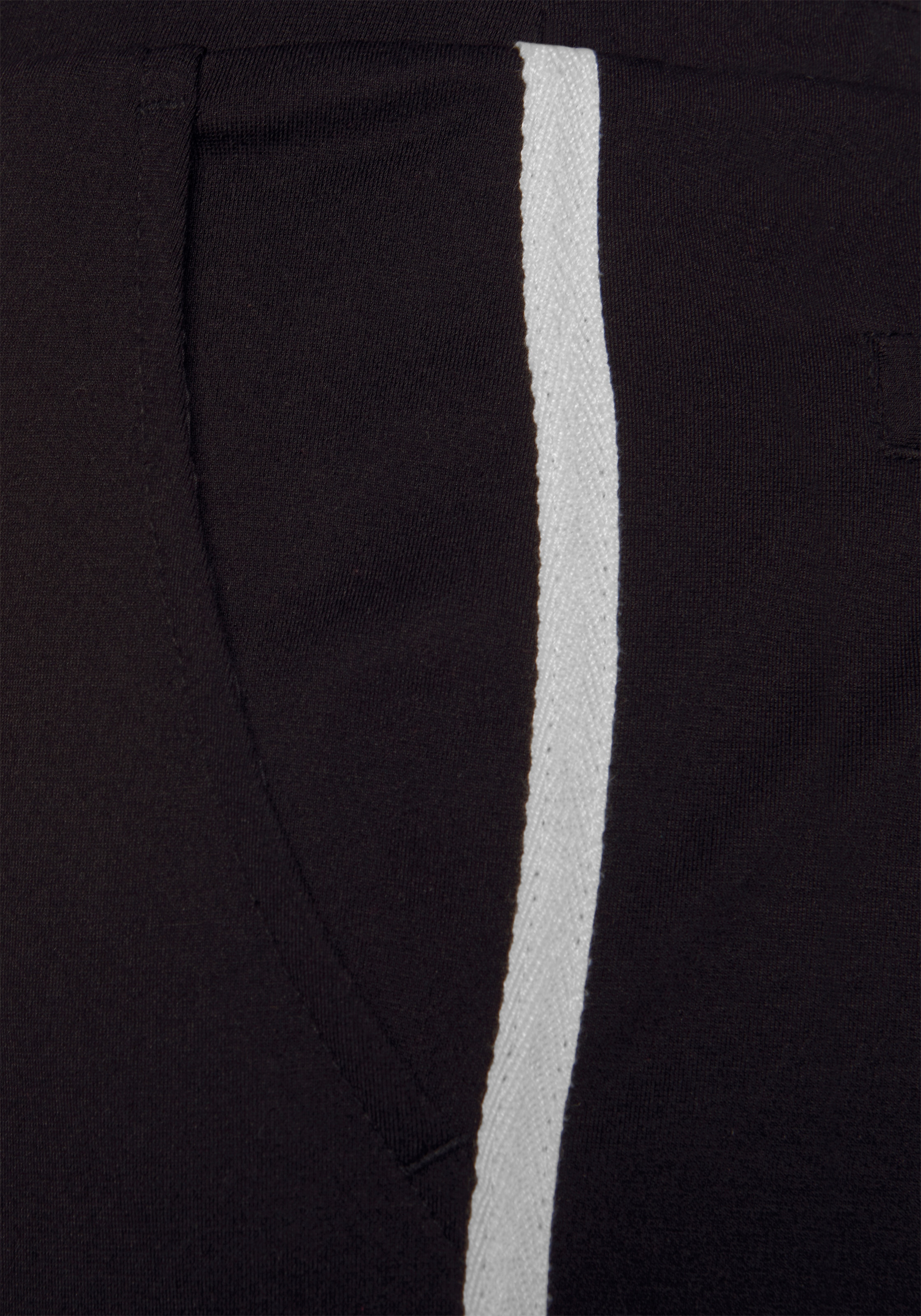 LASCANA Jogger Pants, mit sportlichen Seitenstreifen, Loungewear