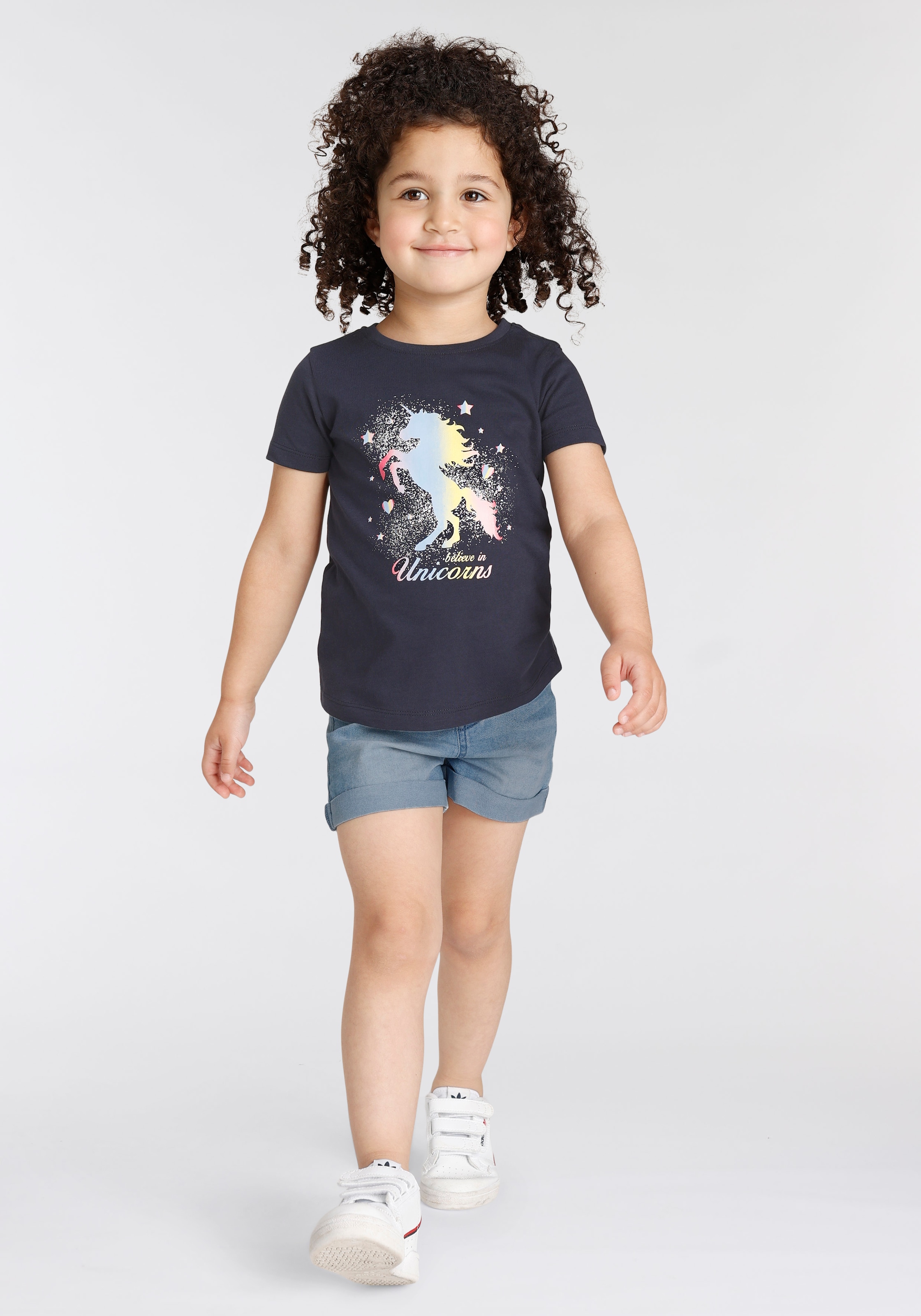 KIDSWORLD T-Shirt »believe in Unicorns«, mit Glitzerdruck