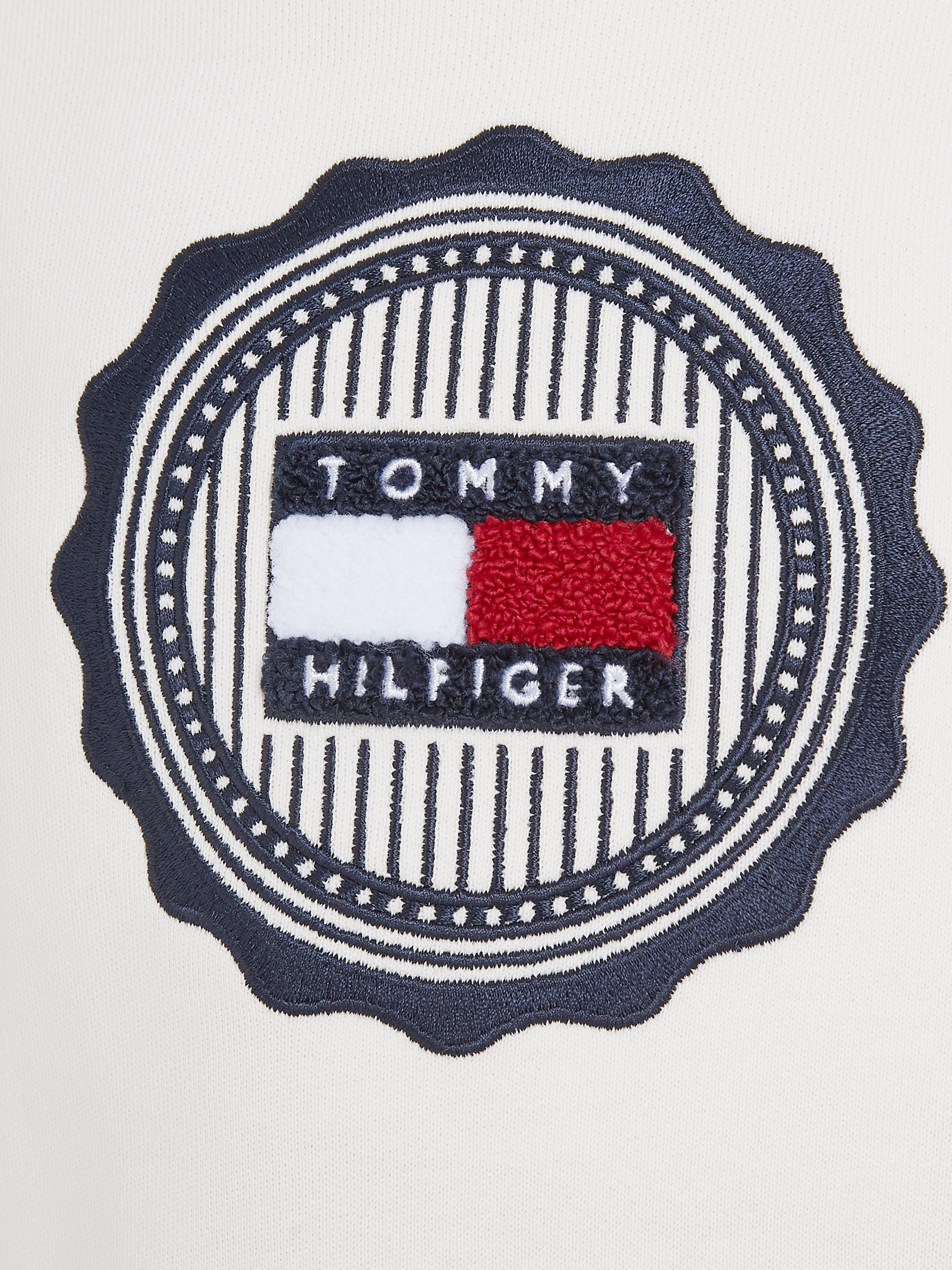 Tommy Hilfiger Sweatshirt »STAMP EMBROIDERY REG SWEATSHIRT«, Kinder bis 16 Jahre mit Logopatch
