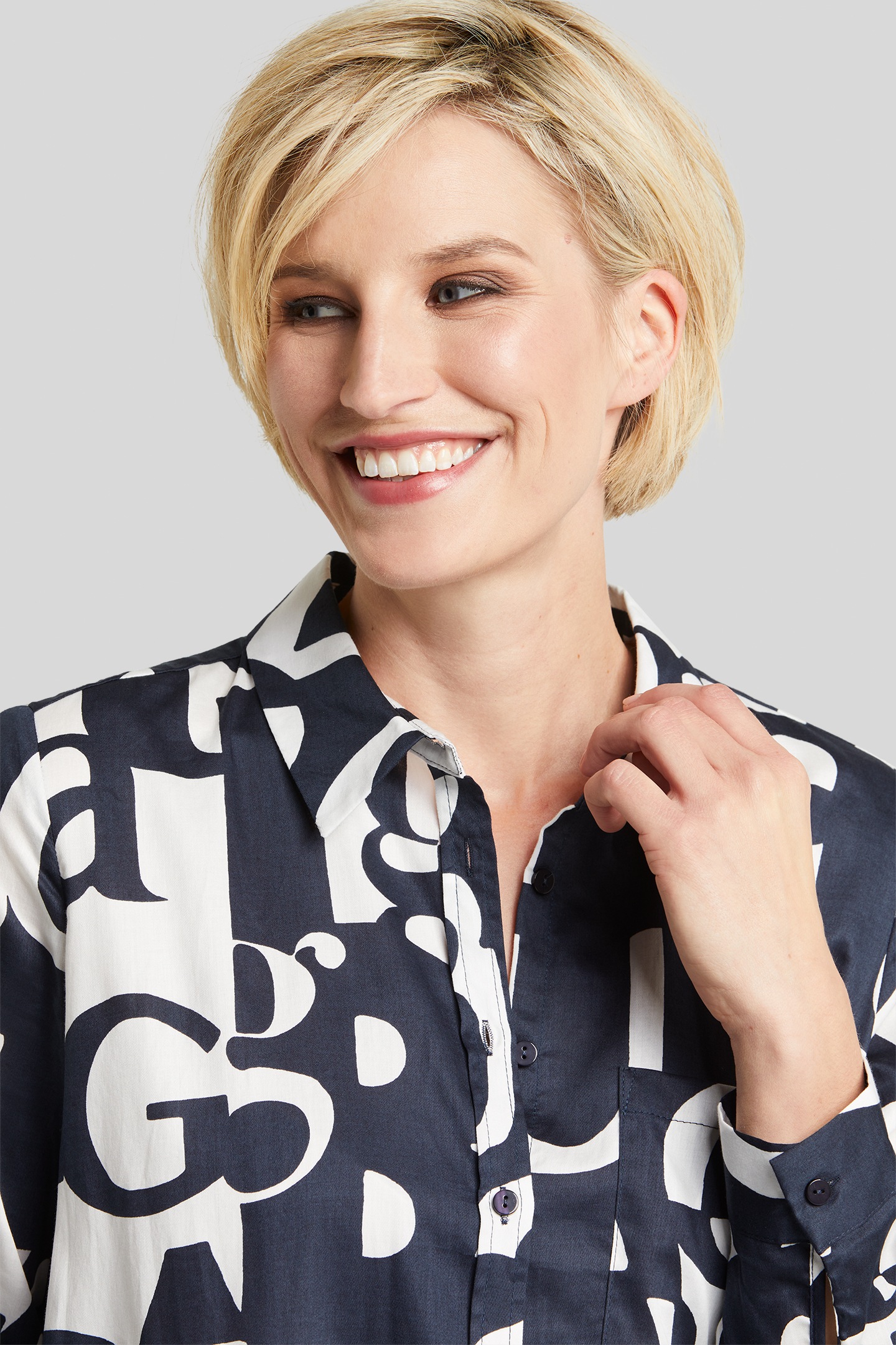Jelmoli-Versand online kaufen Schweiz Tasche bugatti Hemdblusenkleid, bei mit aufgesetzter Brustbereich im