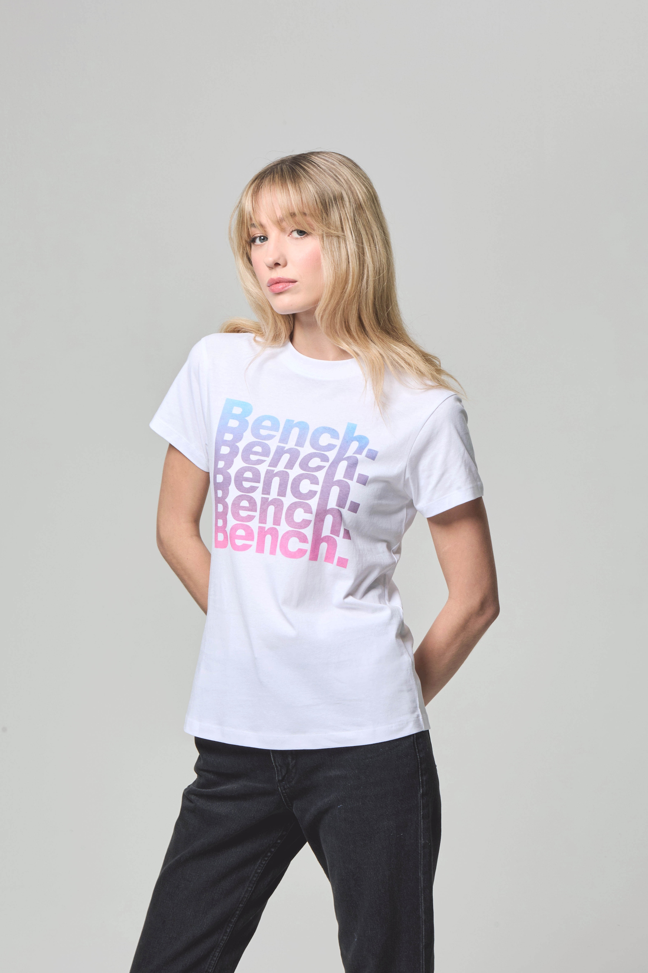 Bench. Rundhalsshirt »TRIXE«