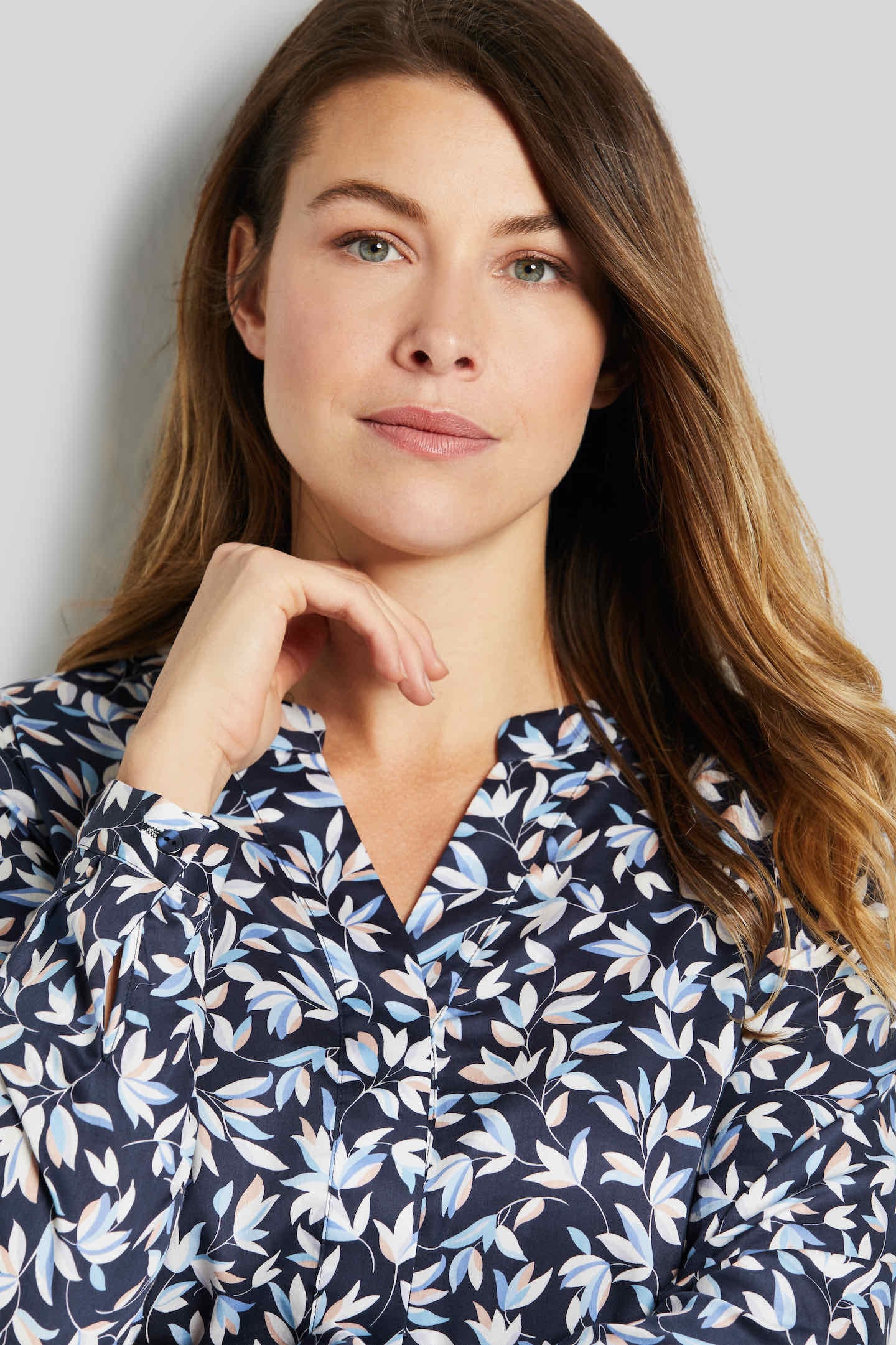 bugatti Jelmoli-Versand Blusenkleid, kaufen Muster floralem Schweiz online bei mit