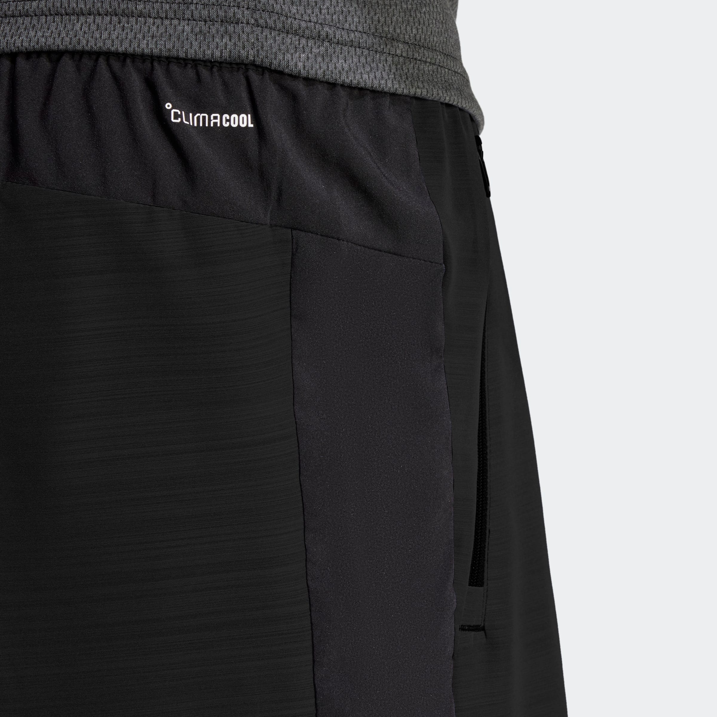 adidas Performance Shorts »TR-ES WV MEL S«, (1 tlg.), Trainingsshorts, meliert, leicht & atmungsaktiv