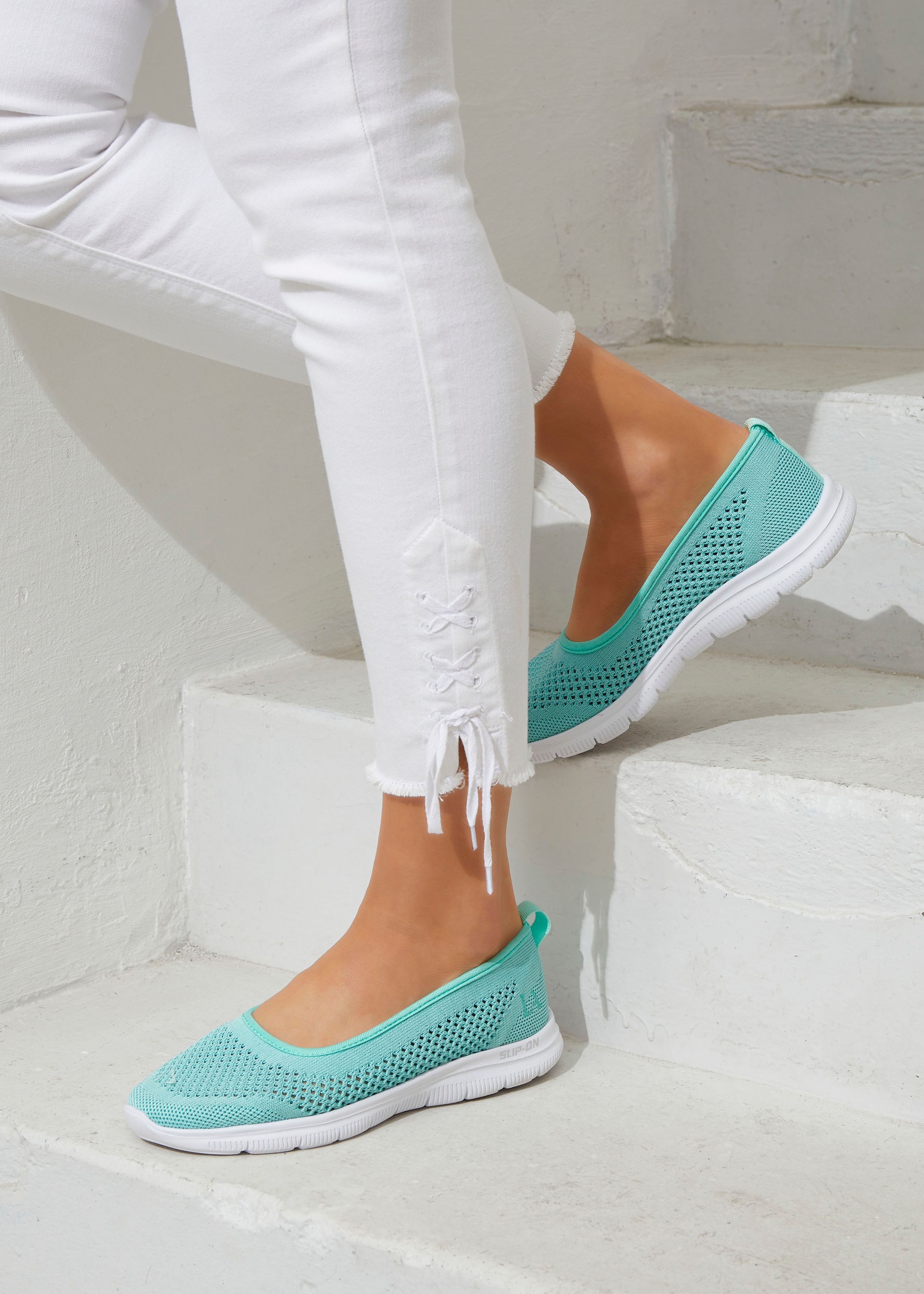 LASCANA Sneaker Ballerinas, ultraleichter Slipper, Slip-On-Sneaker, Freizeitschuh VEGAN