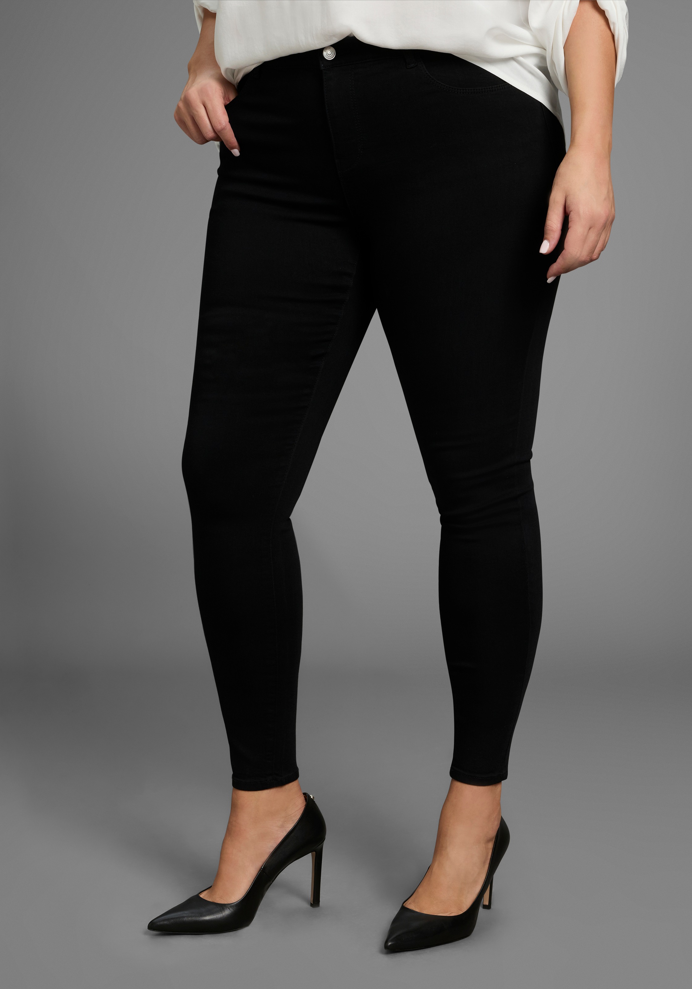 ONLY CARMAKOMA Skinny-fit-Jeans "CARTHUNDER PUSH UP REG SK JNS"