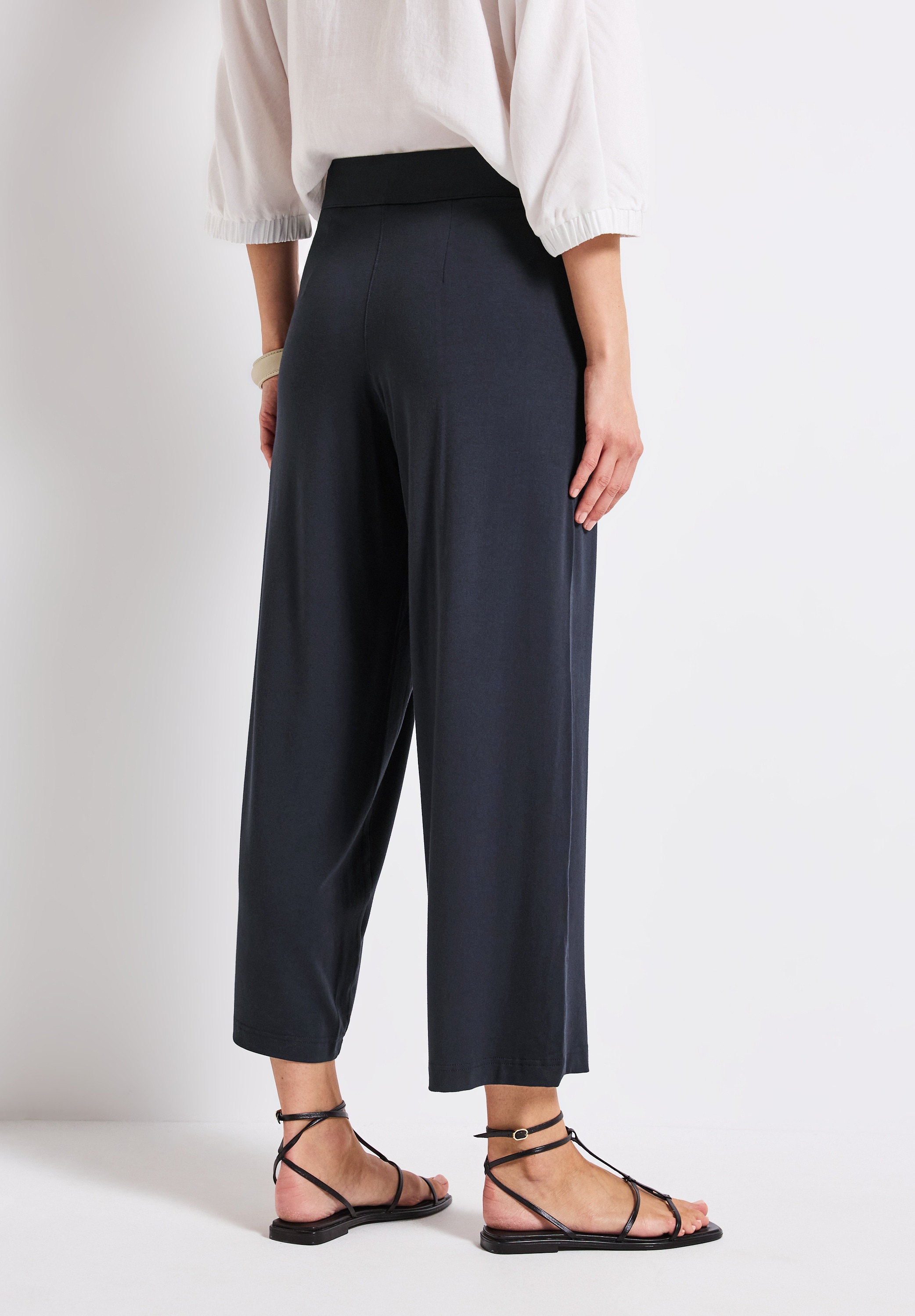 STREET ONE Stoffhose »Style EMEE«, Sommerhose 7/8-Länge und seitliche Taschen