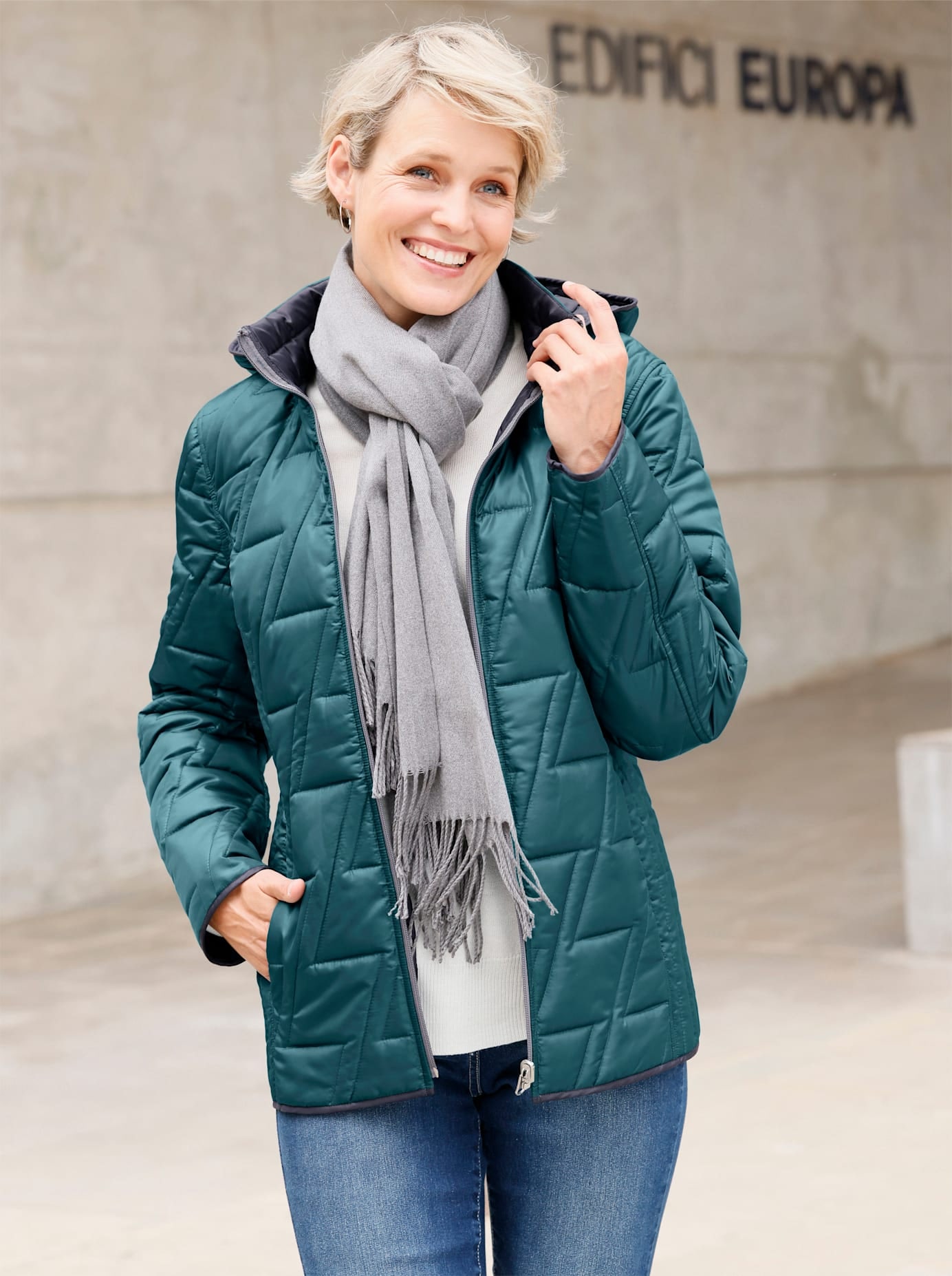 Classic Basics Wendejacke mit Kapuze