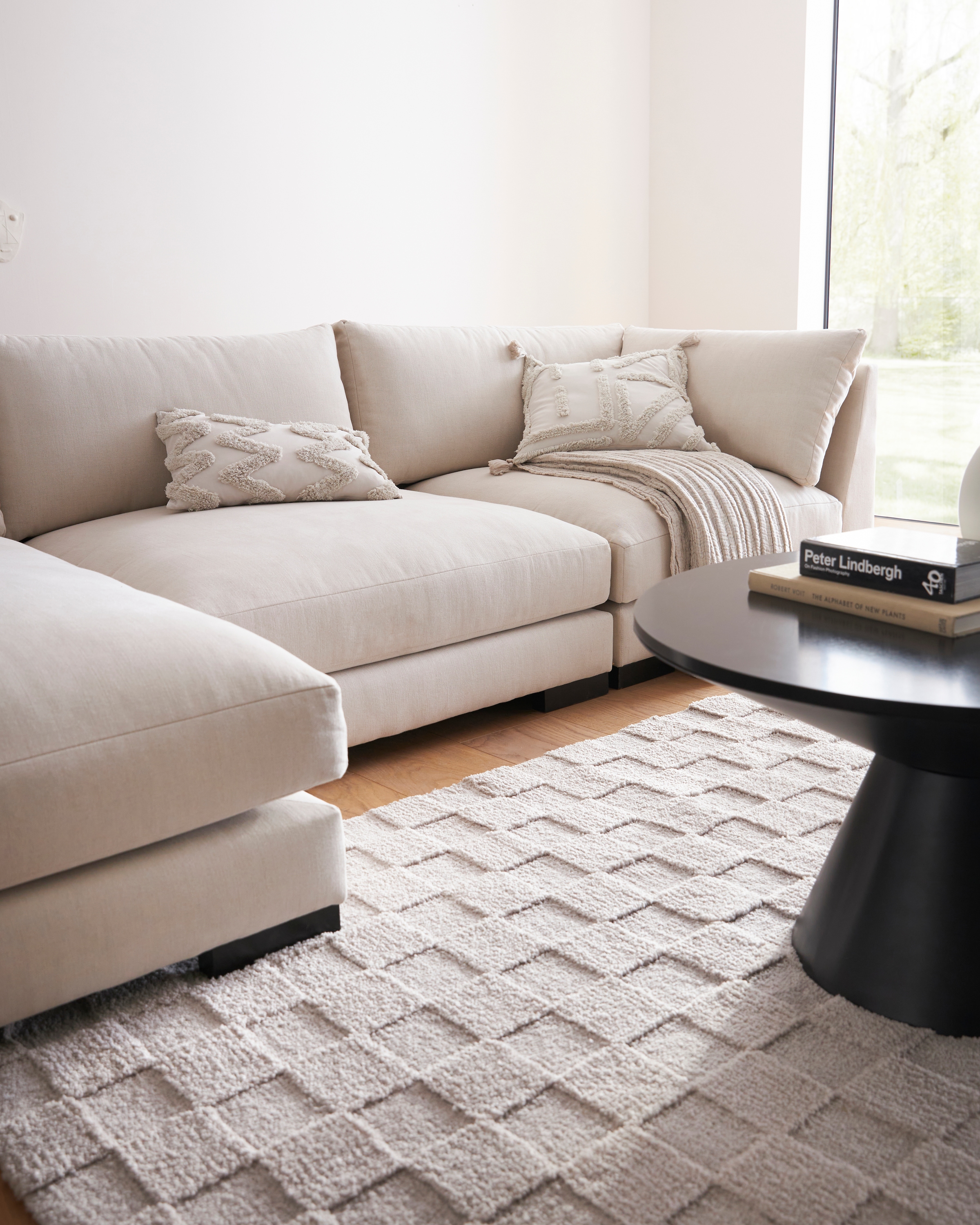 LeGer Home by Lena Gercke Couchtisch »NADYA«, aus schwarzen MDF Holz, zylinderförmiger Fuss