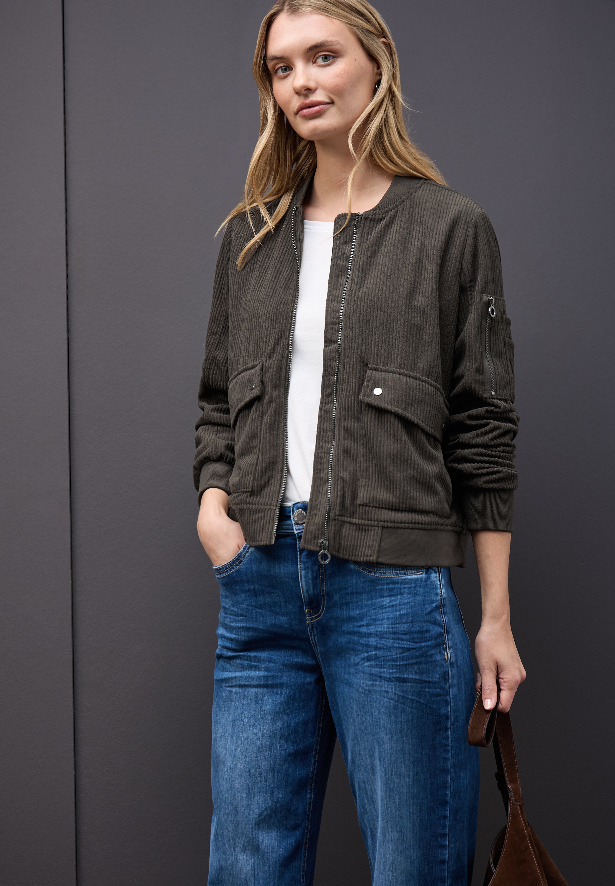 STREET ONE Blouson ohne Kapuze aus Cord und Langarm mit Bündchen und Zipperdetail