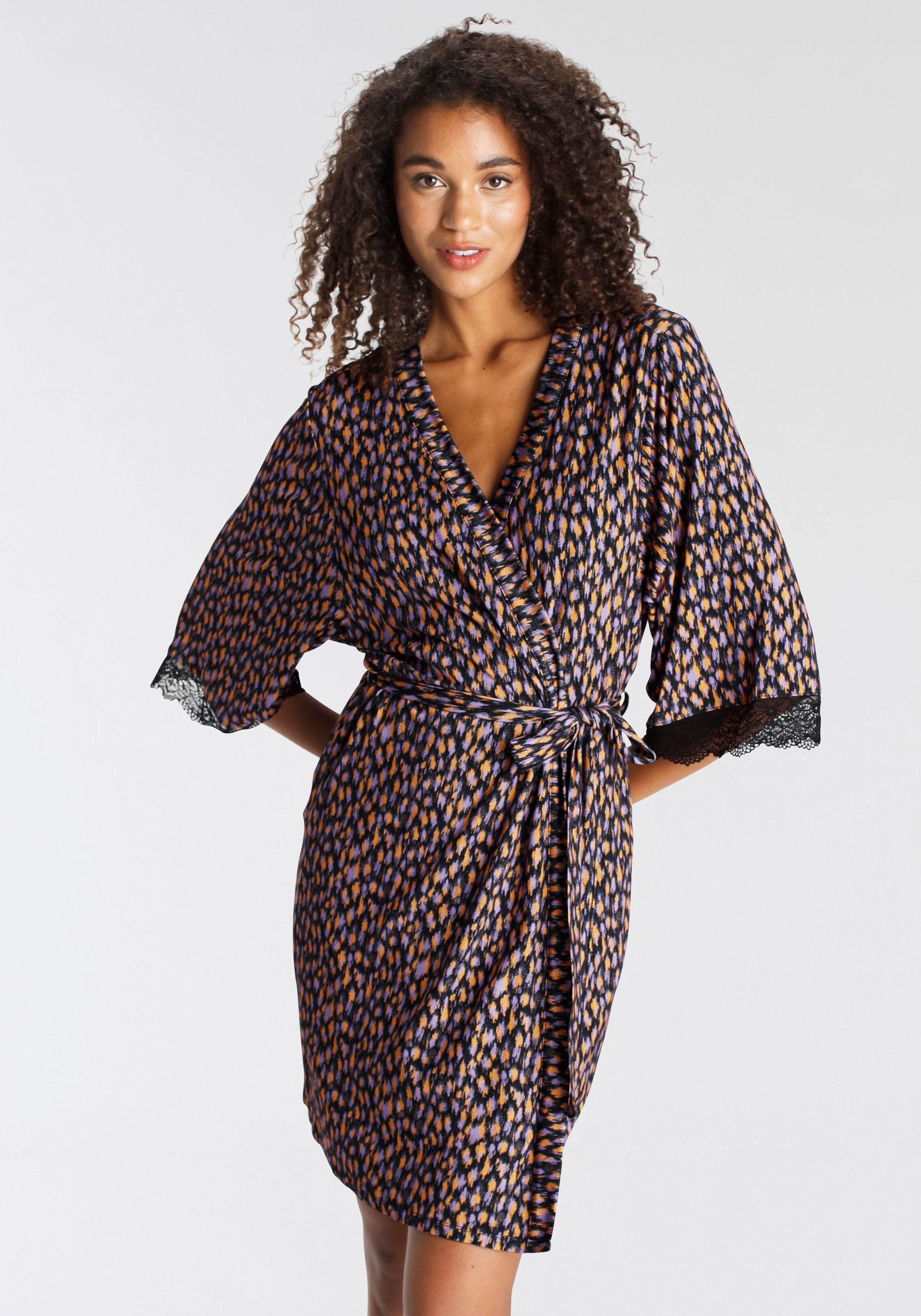 LASCANA Kimono, mit Spitzendetails online shoppen bei Jelmoli-Versand  Schweiz