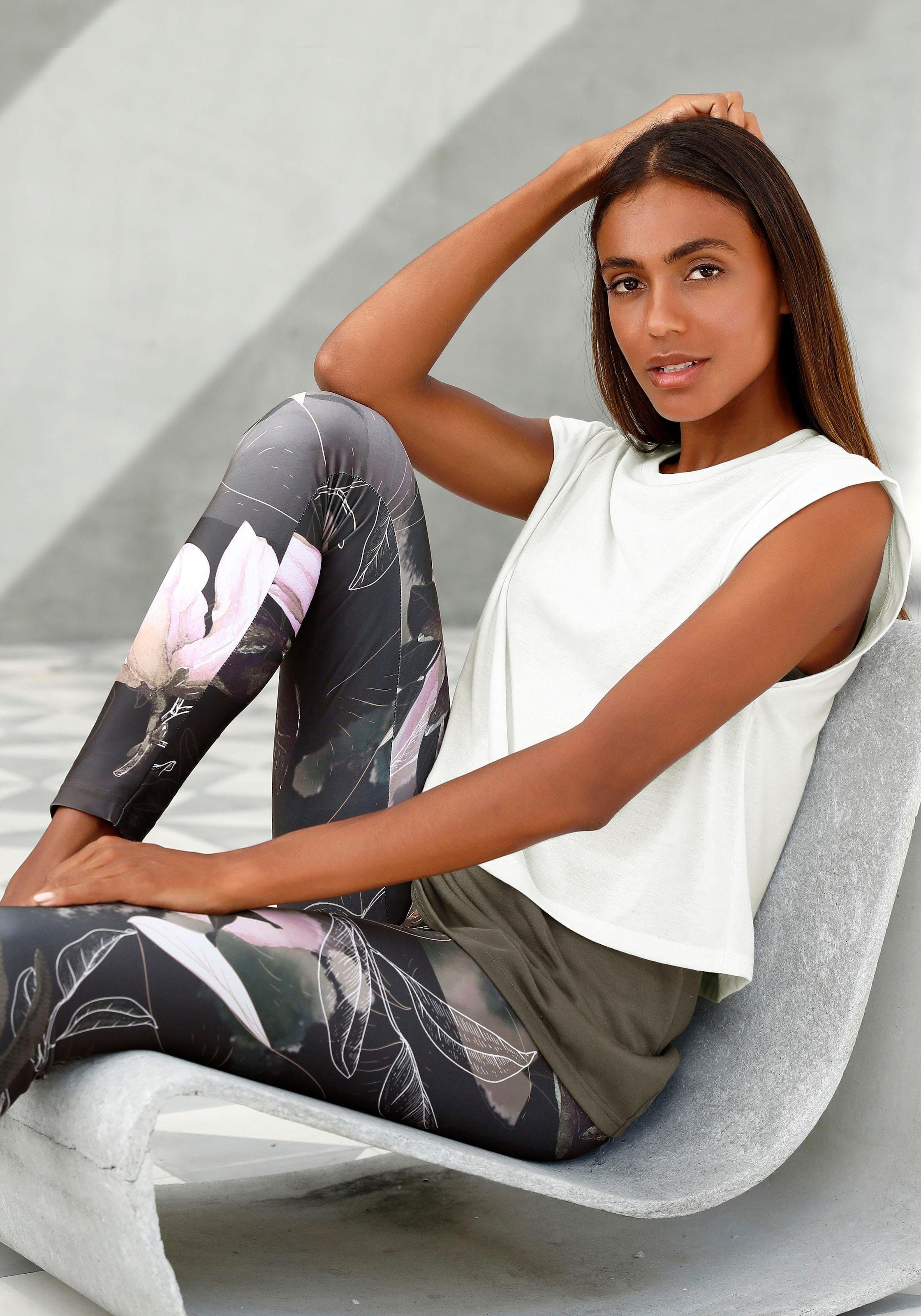 LASCANA ACTIVE Leggings »Tropical«, mit abstraktem Blumenprint, Loungewear
