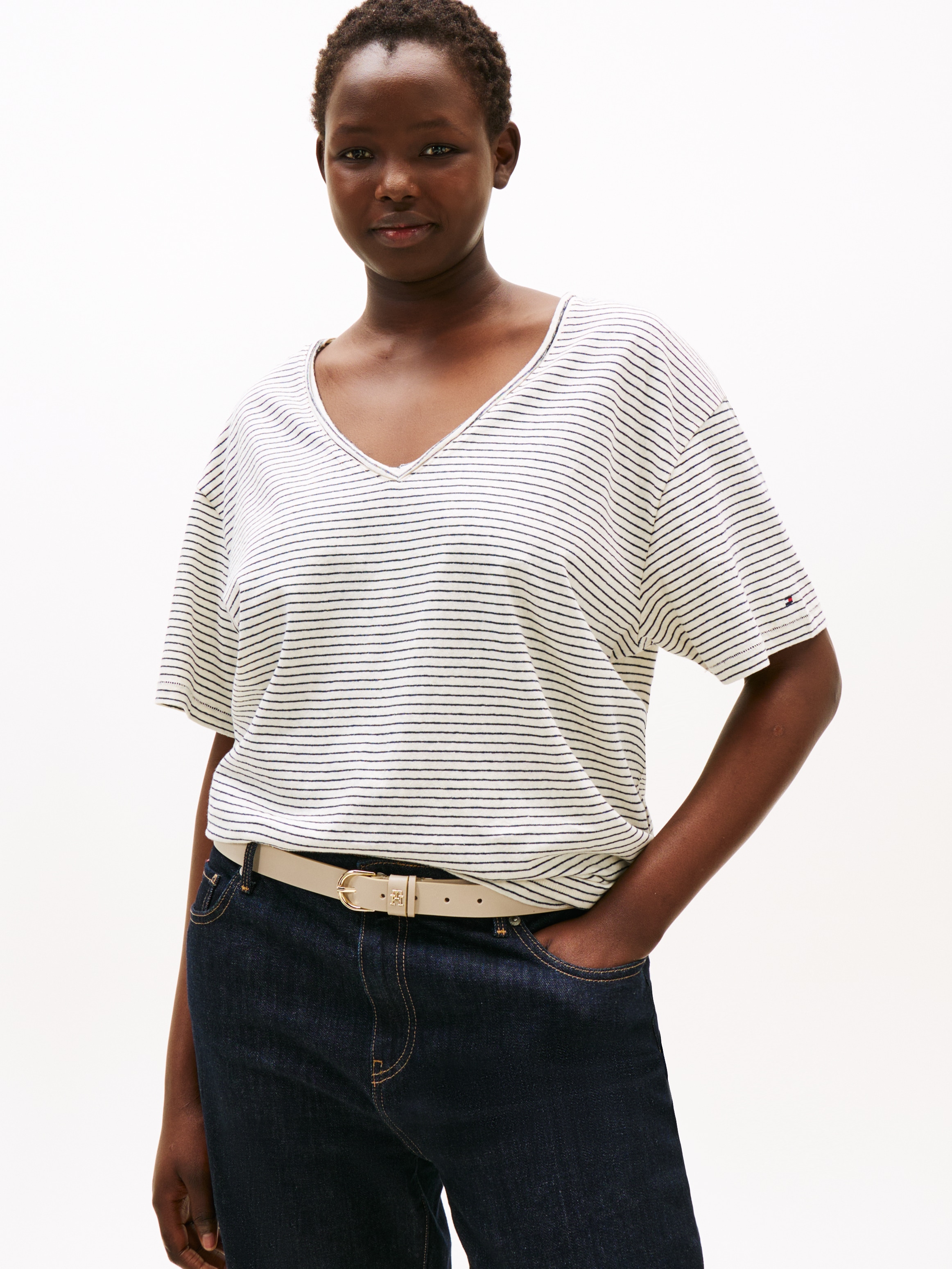 Tommy Hilfiger Curve V-Shirt »CRV MODERN CO LINEN V-NK SS«, in Grossen Grössen