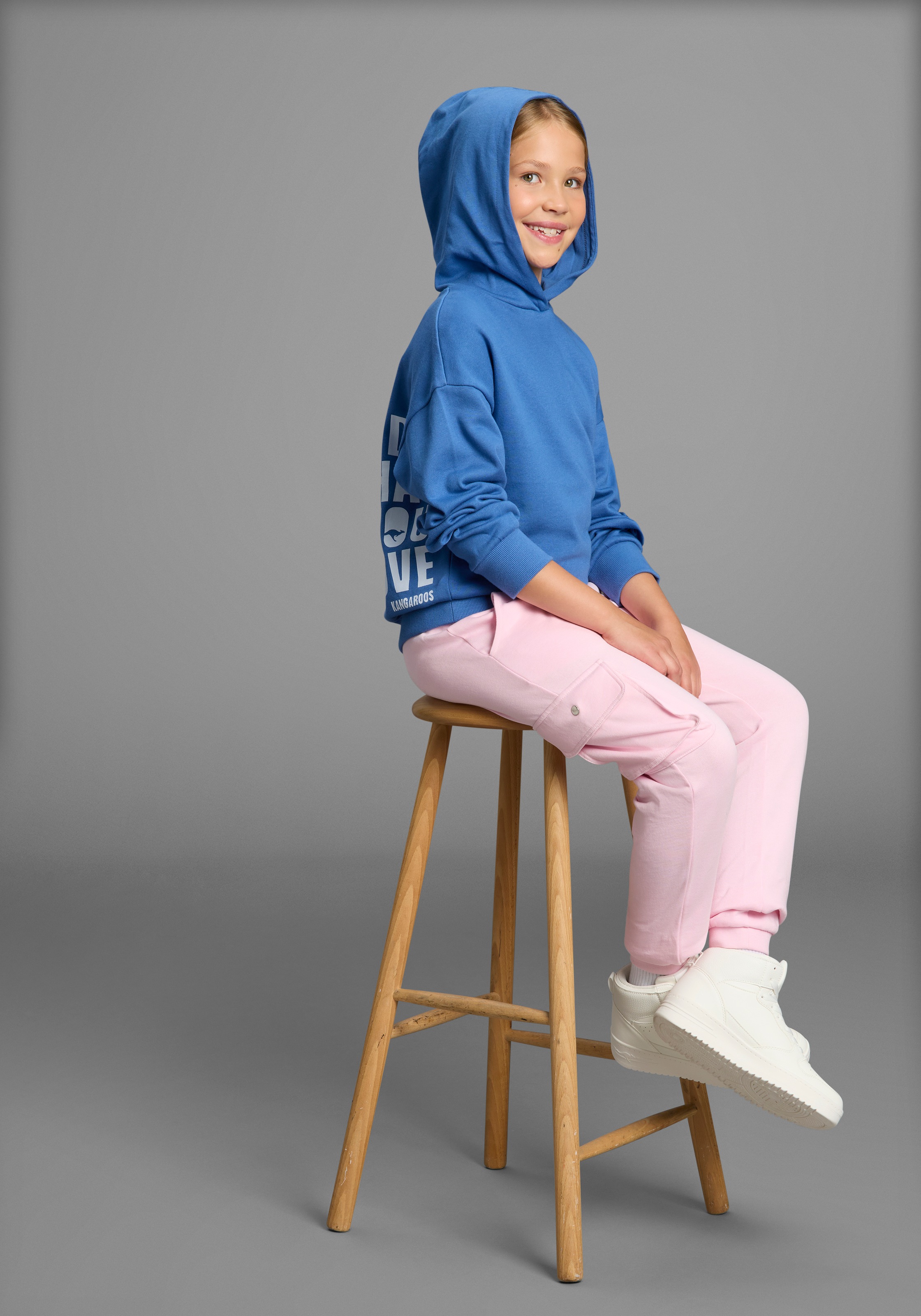 KangaROOS Sweathose »Cargo-Sweathose«, Lässige Sweathose, Jogginghose mit Taschen