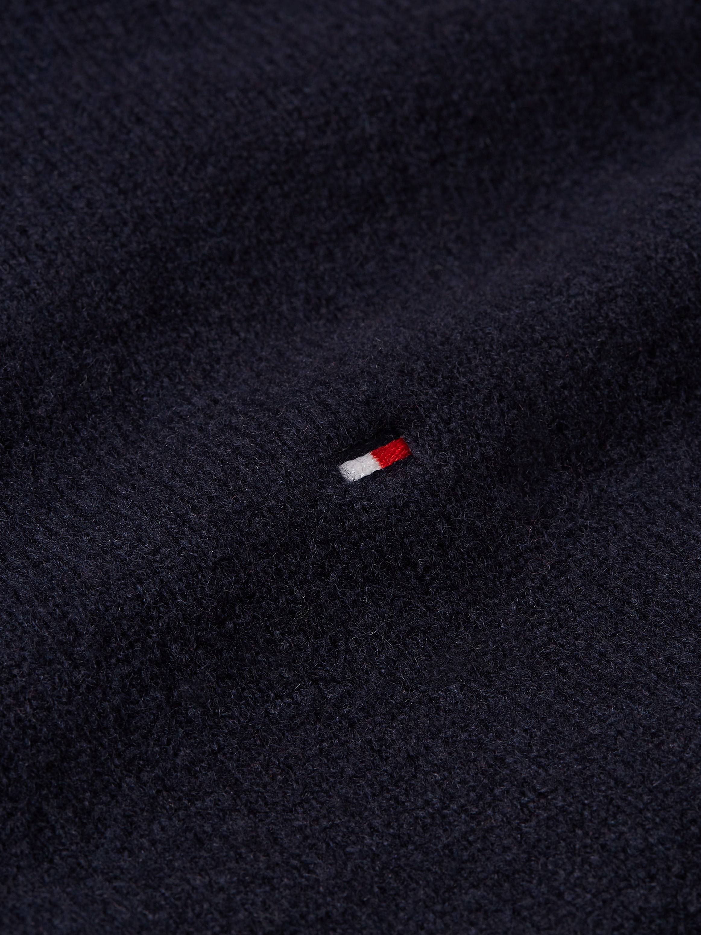 Tommy Hilfiger Strickpullover »SOFT WOOL C-NK SWEATER«, mit Logostickerei, aus 100% Wolle