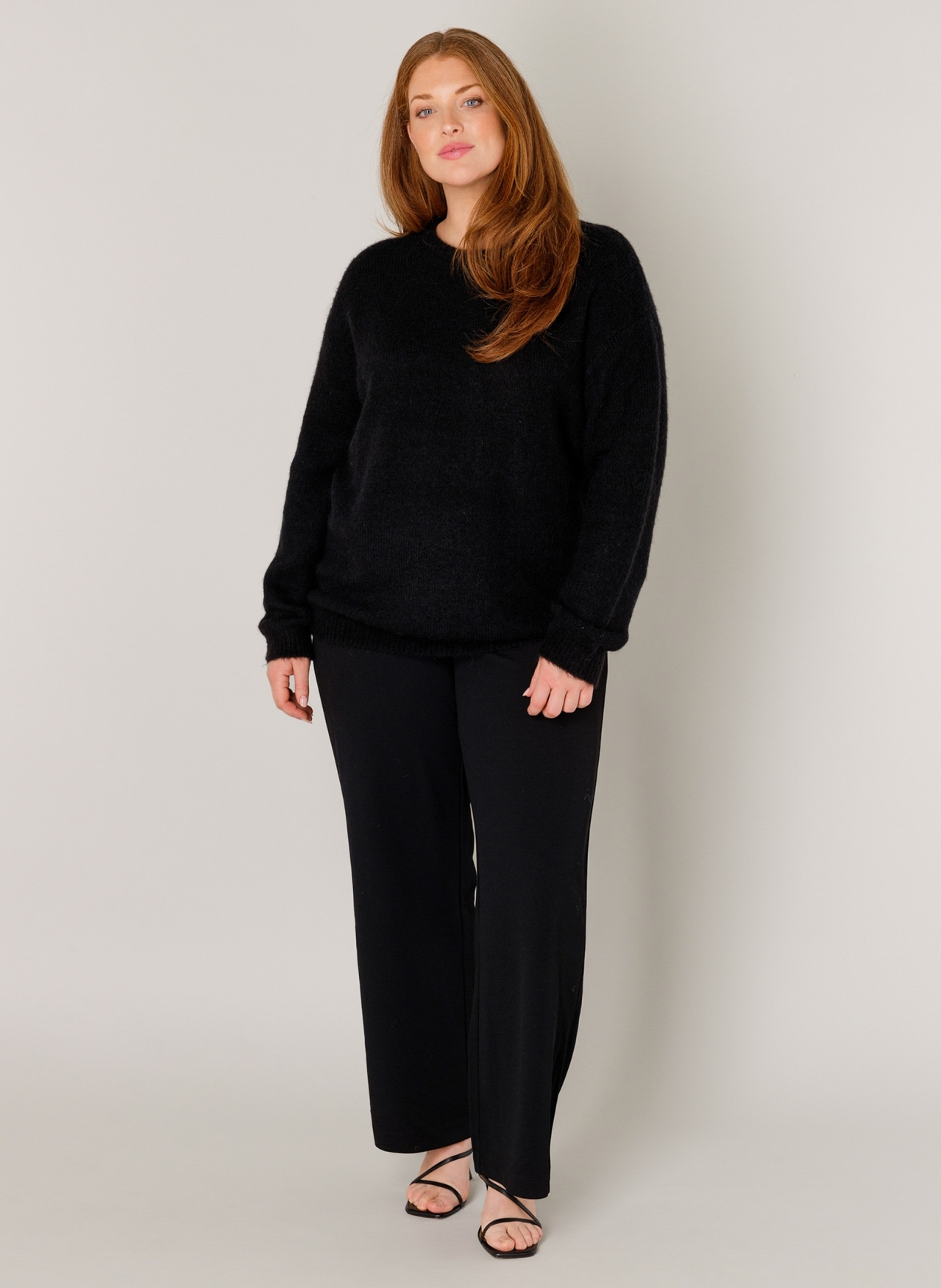 Base Level Curvy Strickpullover »Yanara«, mit Wolle und Elasthan