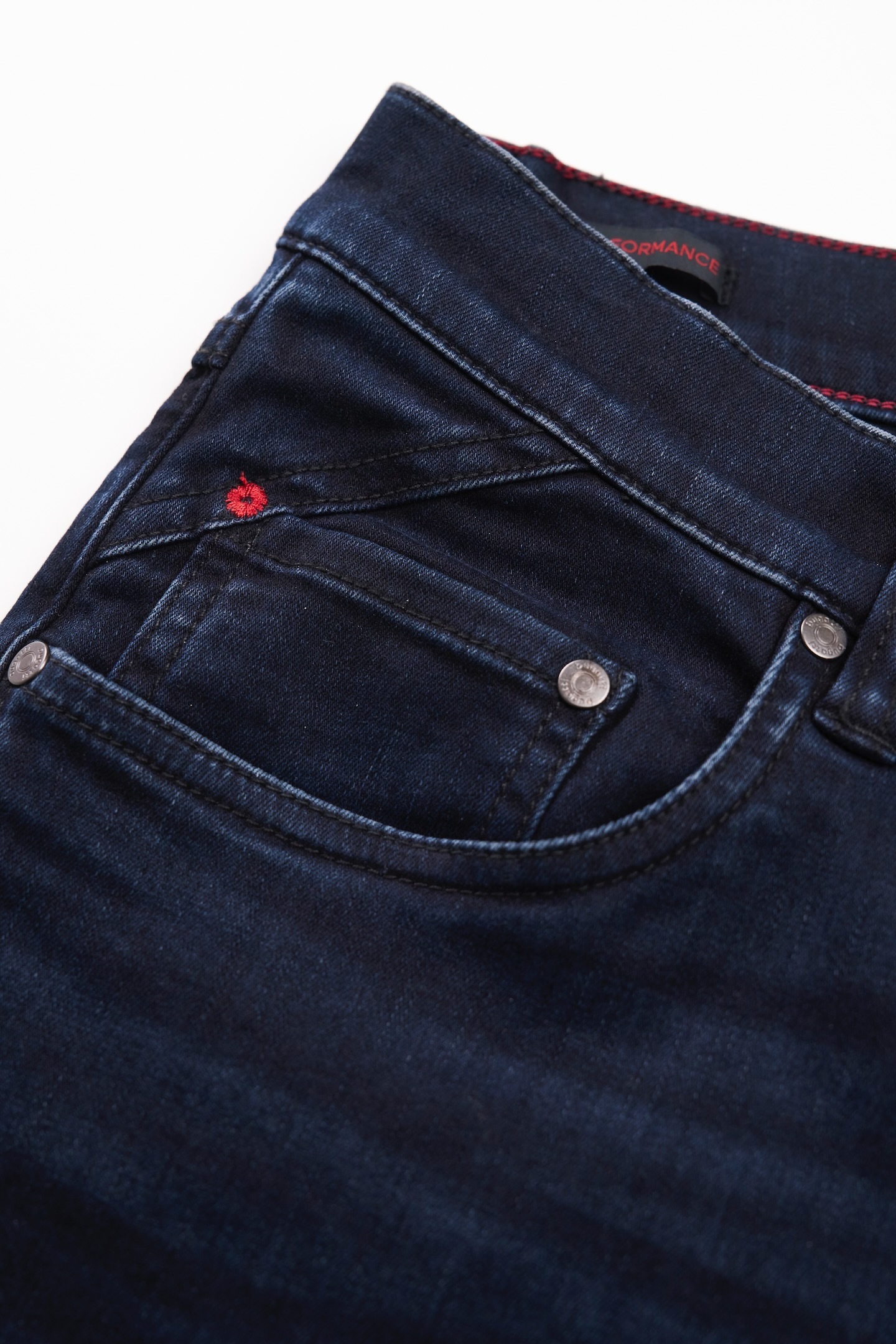 bugatti 5-Pocket-Jeans »Basic Essentials«, besonders bequem