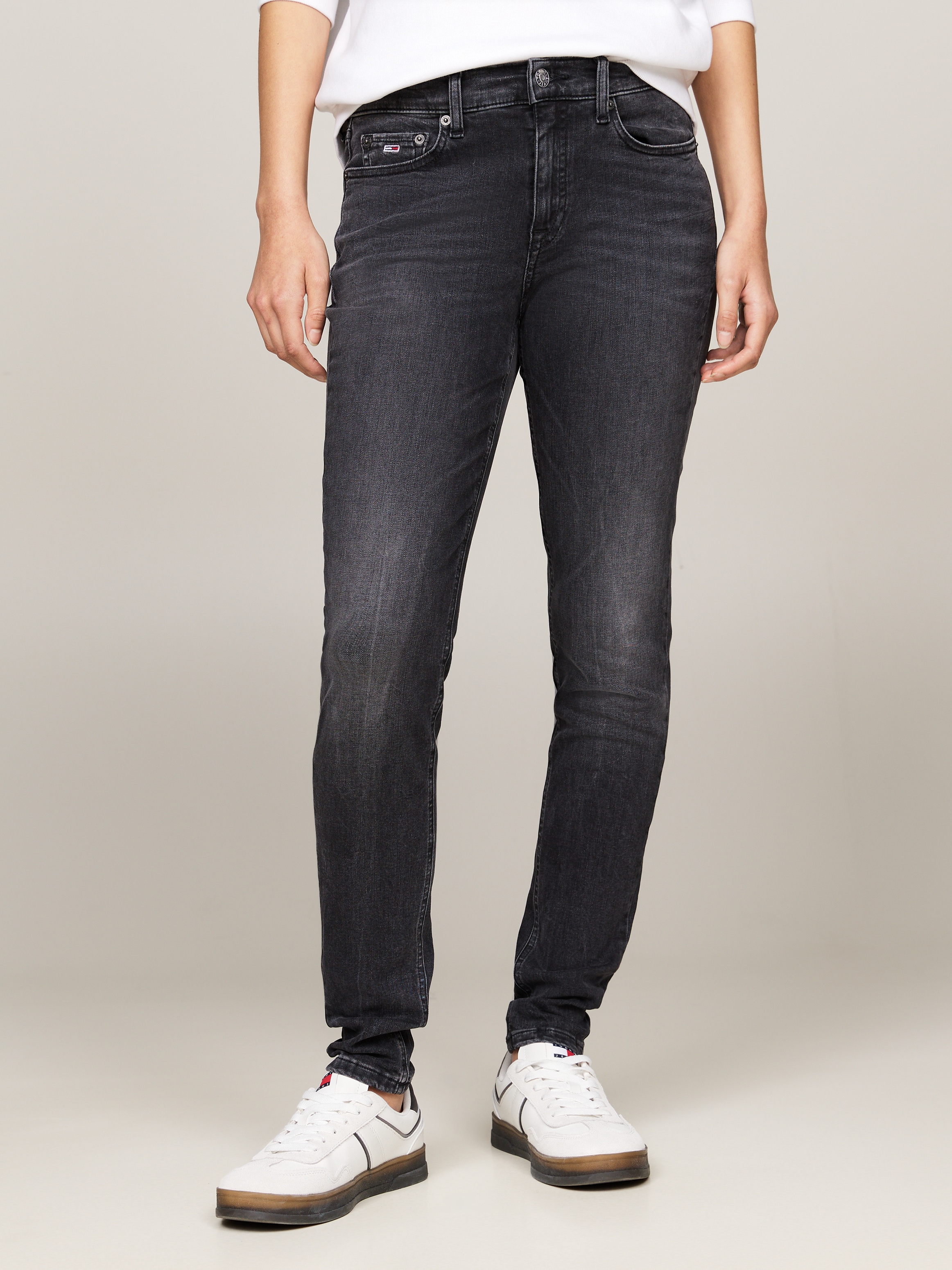 Tommy Jeans Skinny-fit-Jeans »Tommy Jeans - Damenjeans- NORA Mid Rise - Skinny Fit«, mit Waschung, Logo-Badge