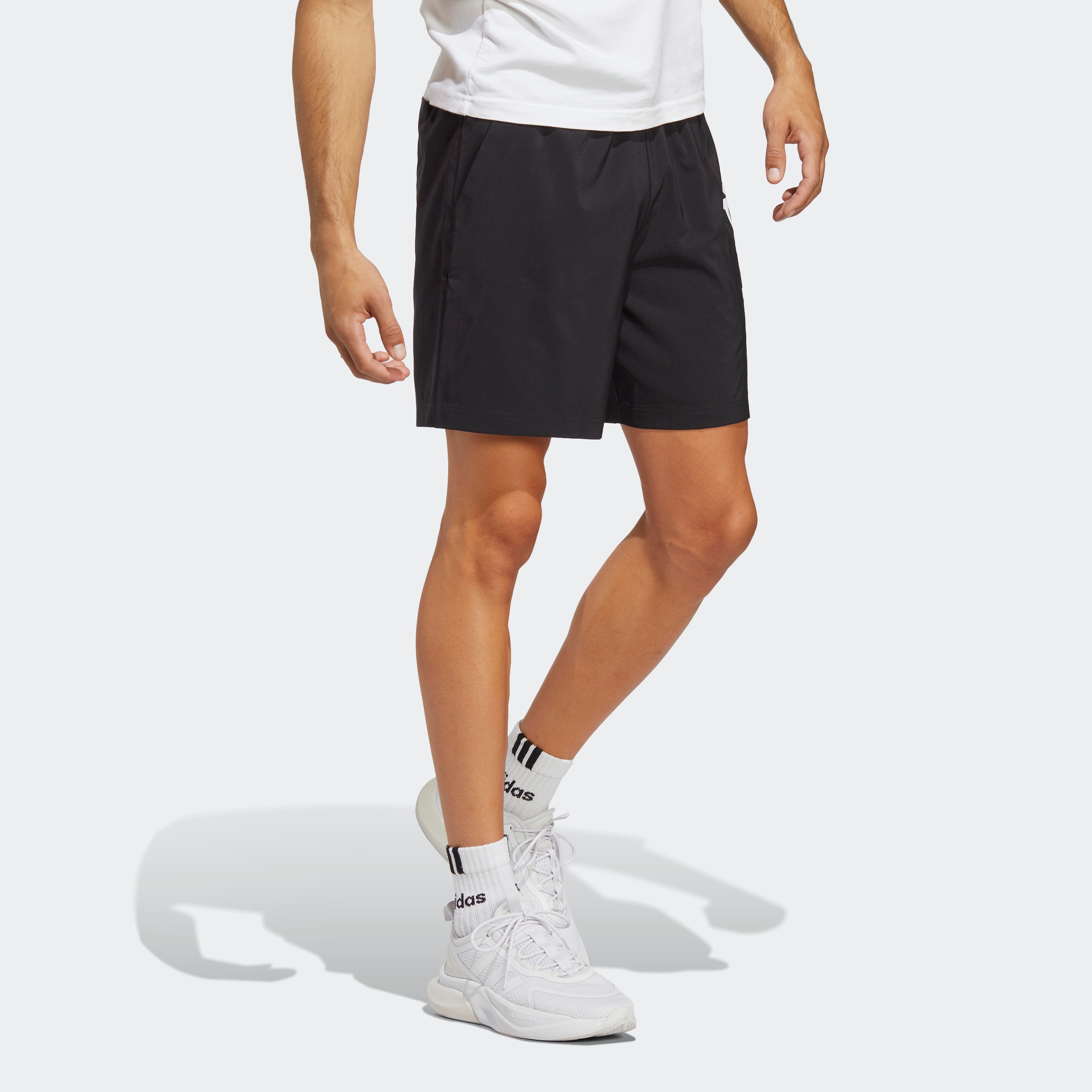 adidas Sportswear Shorts »AEROREADY ESSENTIALS LOGO«, (1 tlg.) | CHELSEA kaufen LINEAR Jelmoli-Versand online