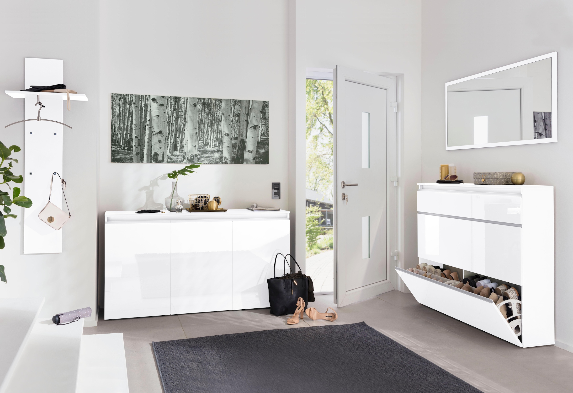 INOSIGN Kommode »Magic, Kommode, Schrank, Sideboard, Kredenz«, mit 3 Türen, Komplett Hochglanz lackiert, (B/T/H) 150x40x81 cm